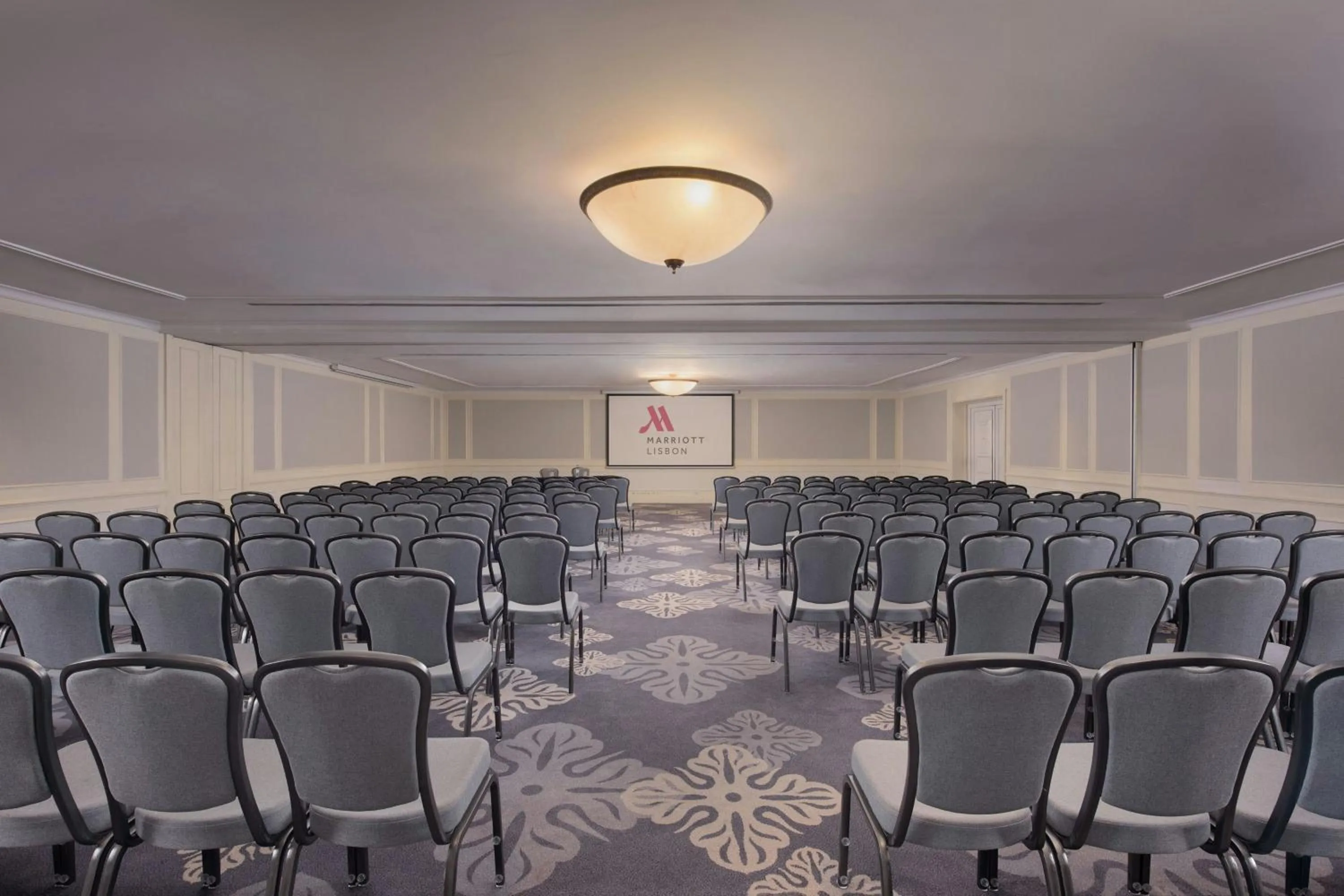 Meeting/conference room in Lisbon Marriott Hotel