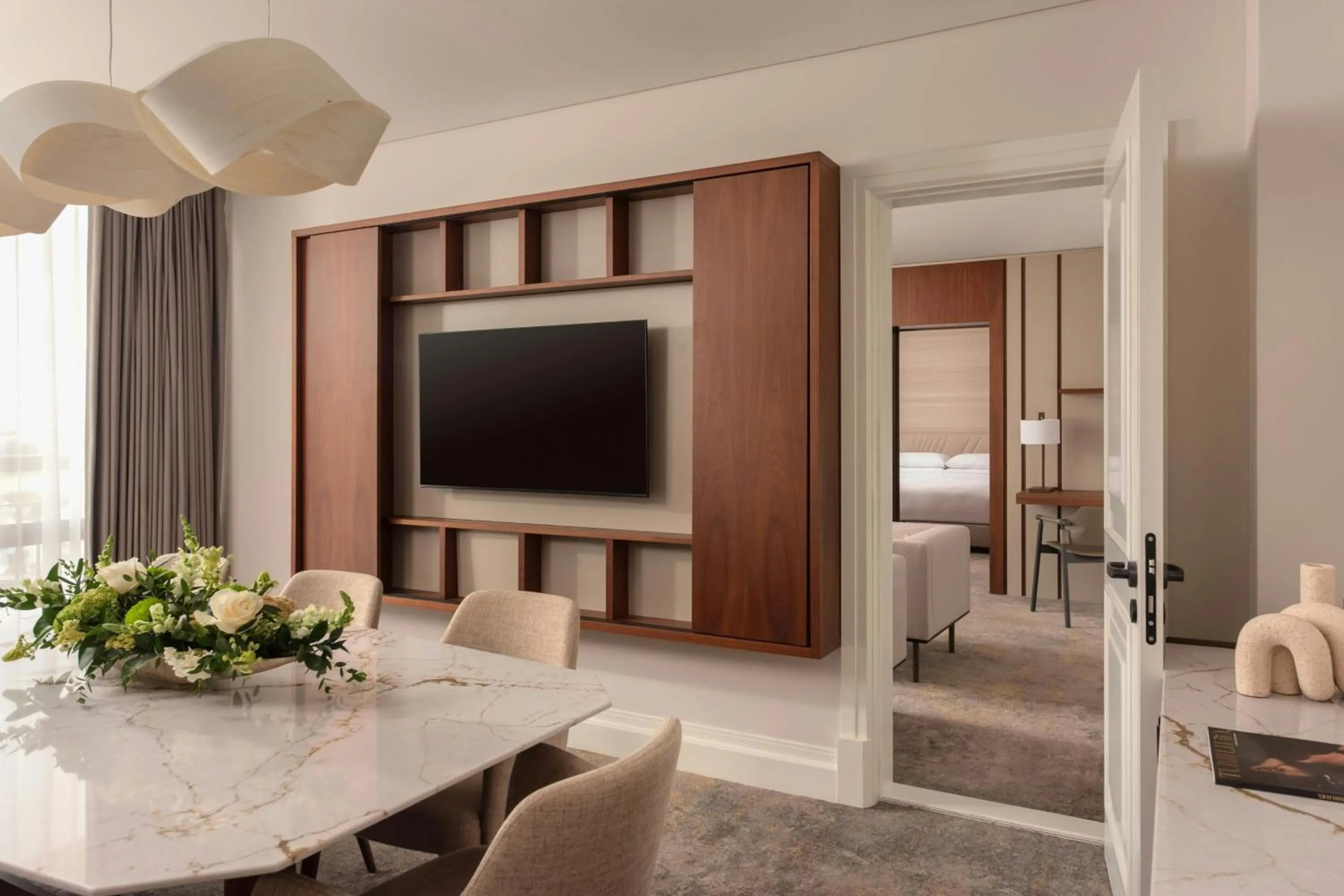 Bedroom in Lisbon Marriott Hotel