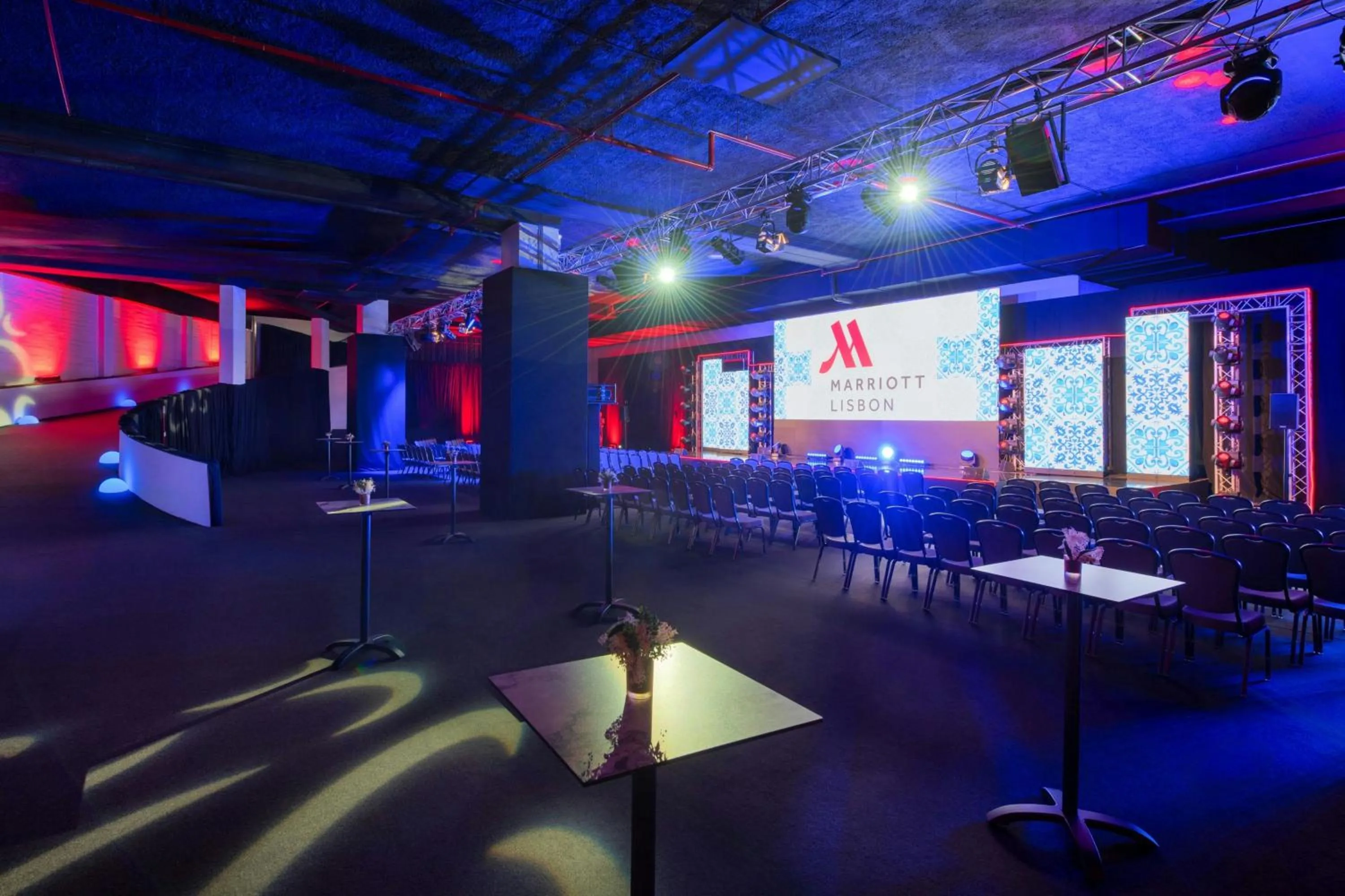 Meeting/conference room in Lisbon Marriott Hotel