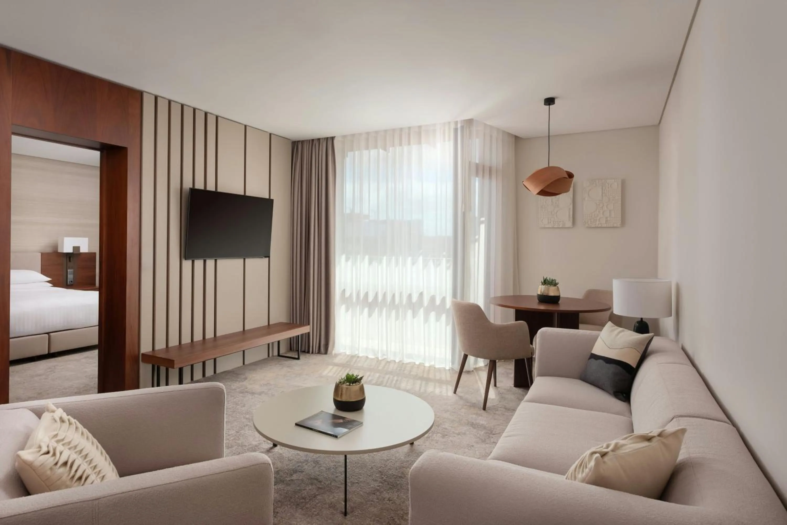 Living room, Bed in Lisbon Marriott Hotel