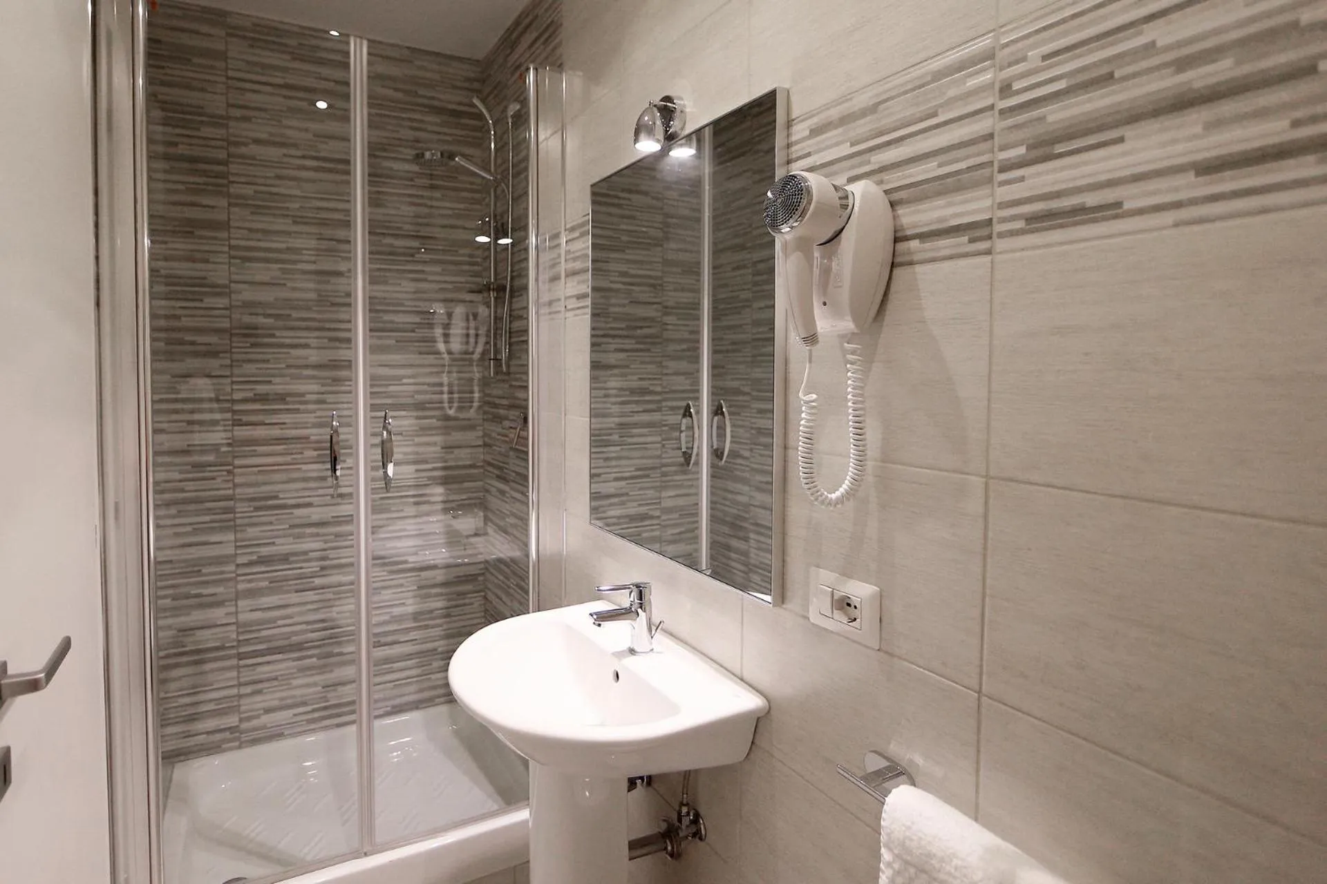 Bathroom in 47 Steps