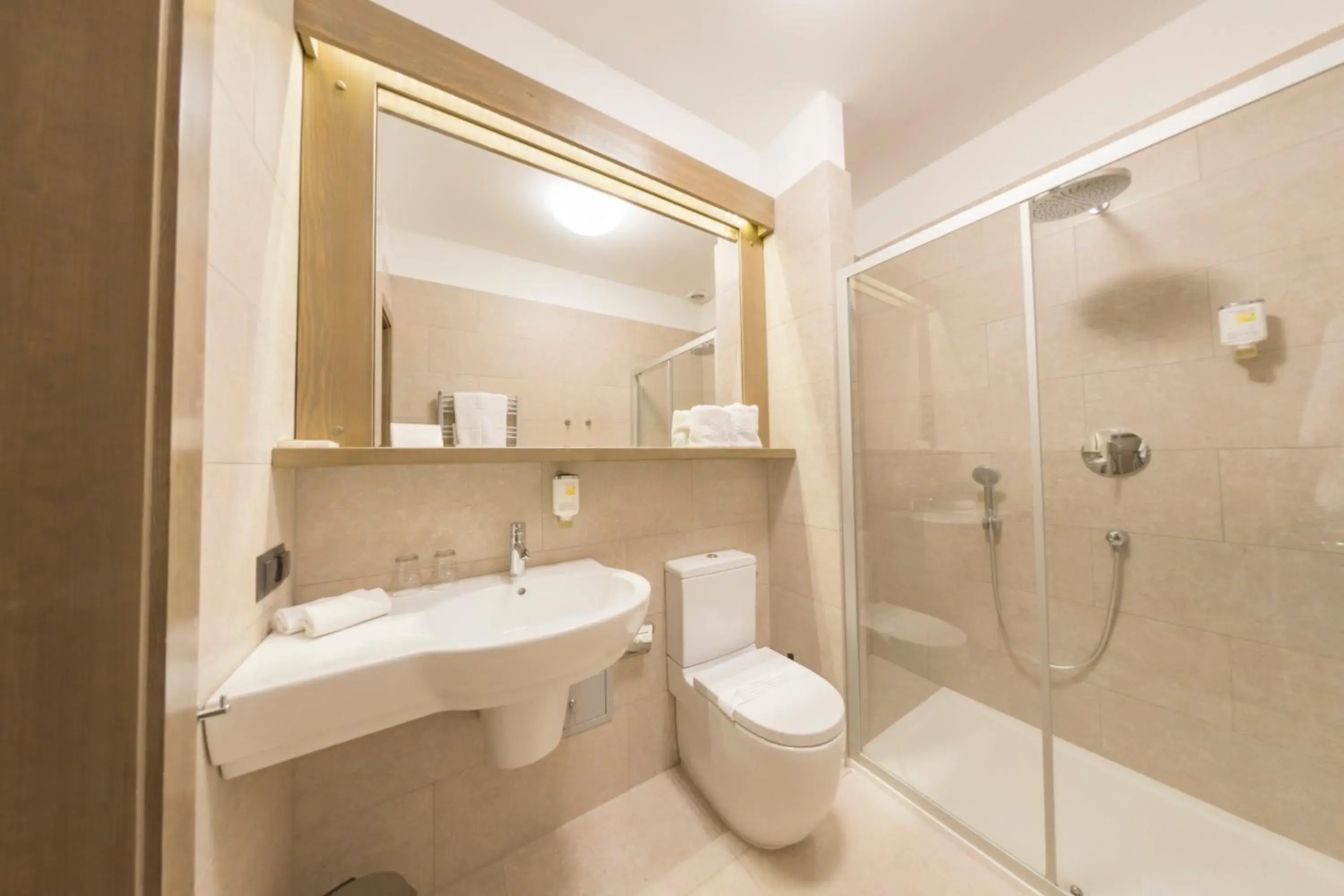 Quadruple Room in Hotel Jakubus Quadruple Room in Hotel Jakubus