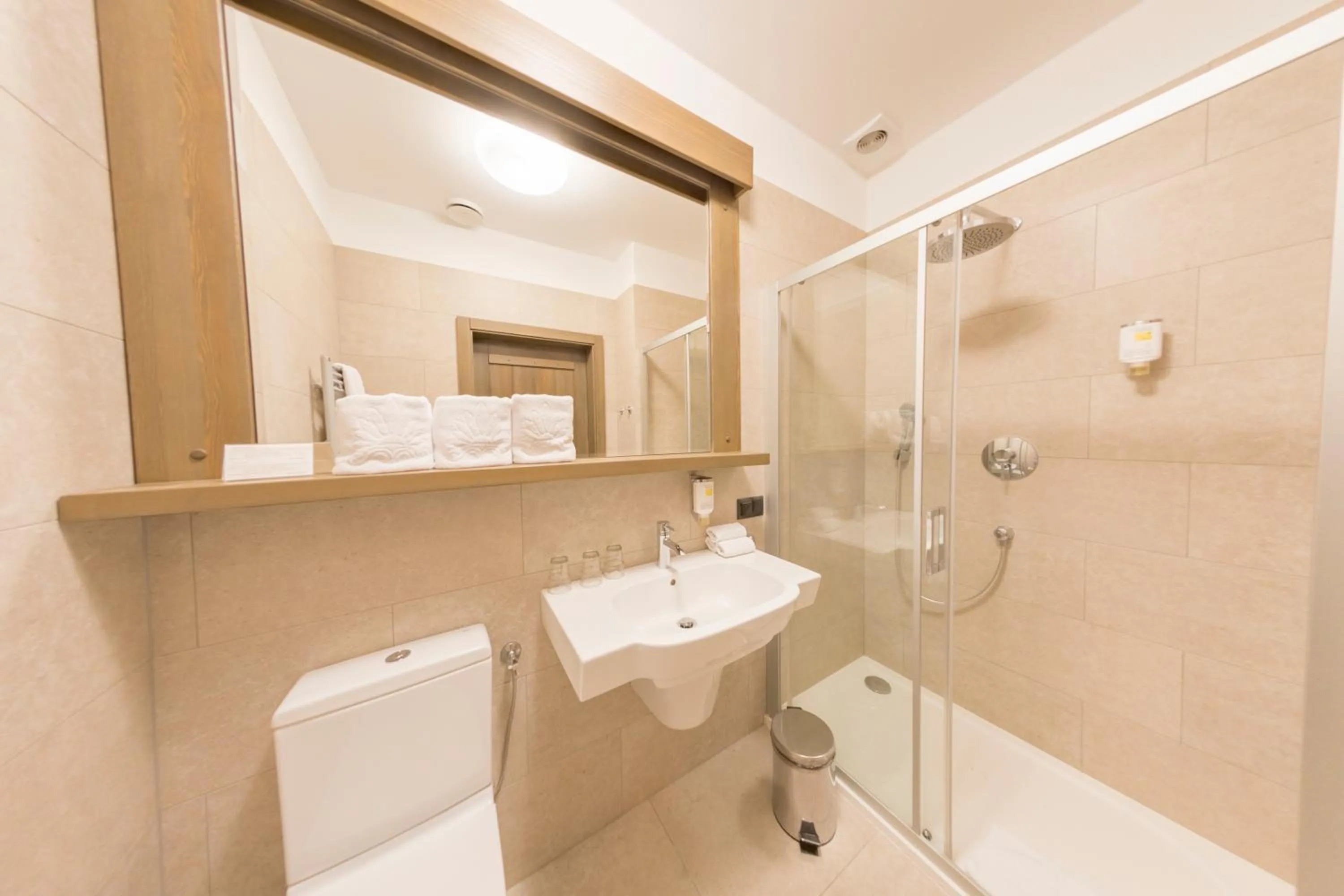 Bath in Hotel Jakubus