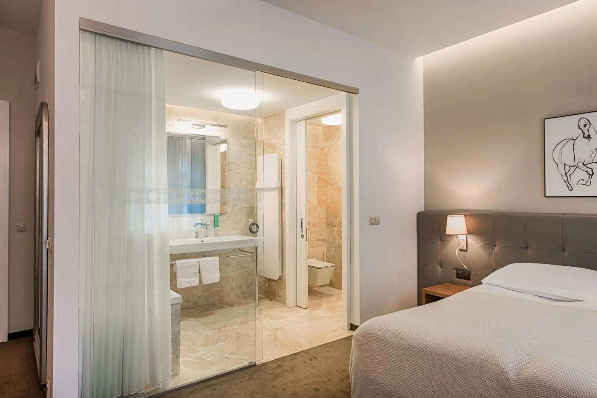 Bed in Hotel Jakubus