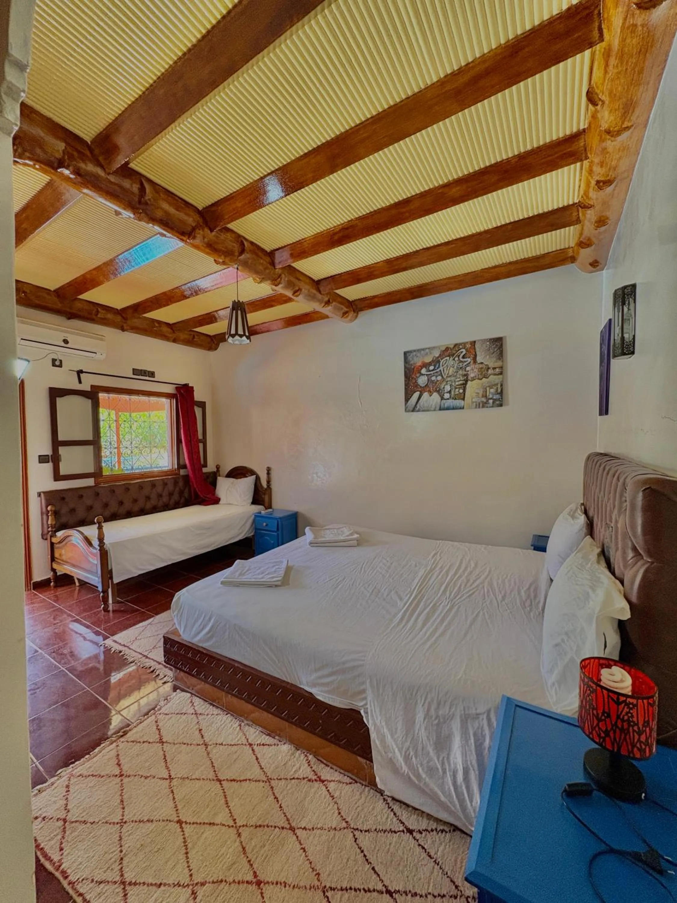 Bed in Hotel L'Arganier d'Ammelne