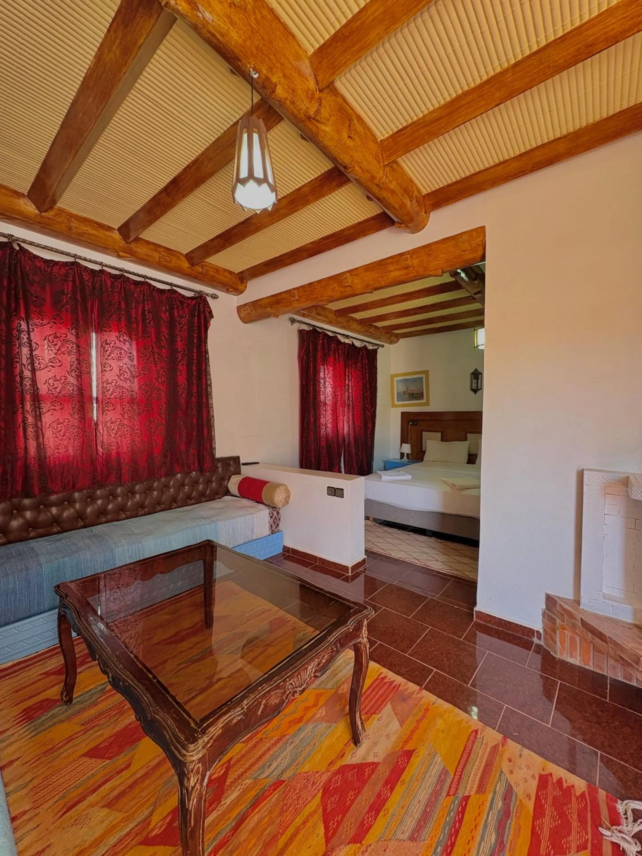 Bed in Hotel L'Arganier d'Ammelne