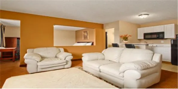 Super 8 by Wyndham Richmond Airport VA