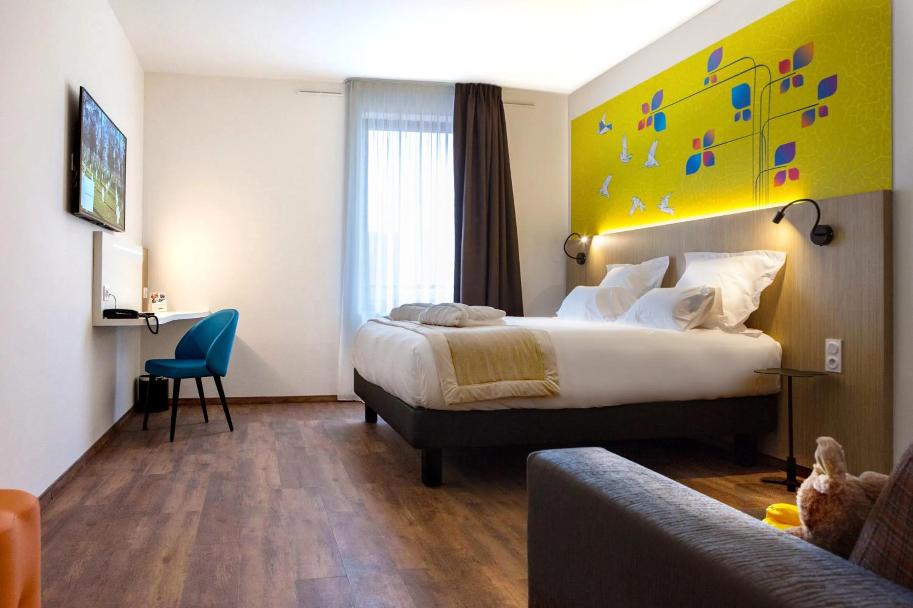 Bed in Kyriad Prestige Amiens Poulainville - Hotel and Spa