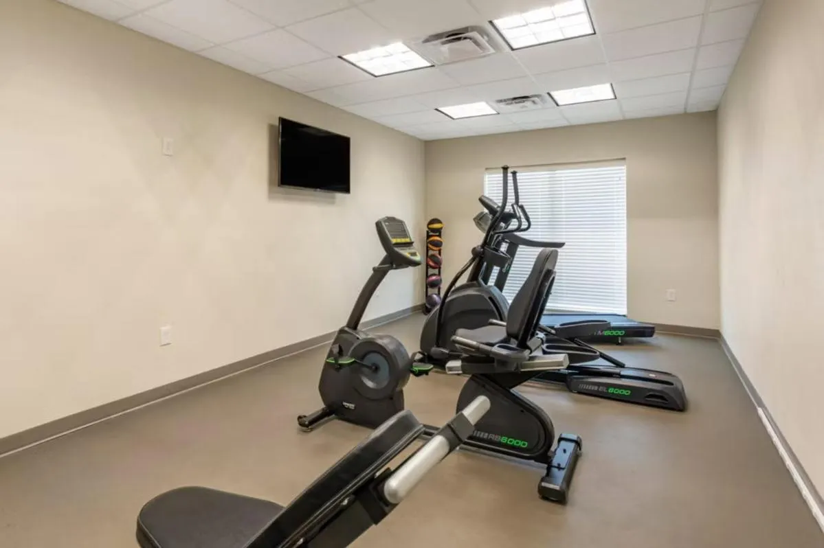 Fitness centre/facilities in Garner Hotel Clarksville Northeast by IHG