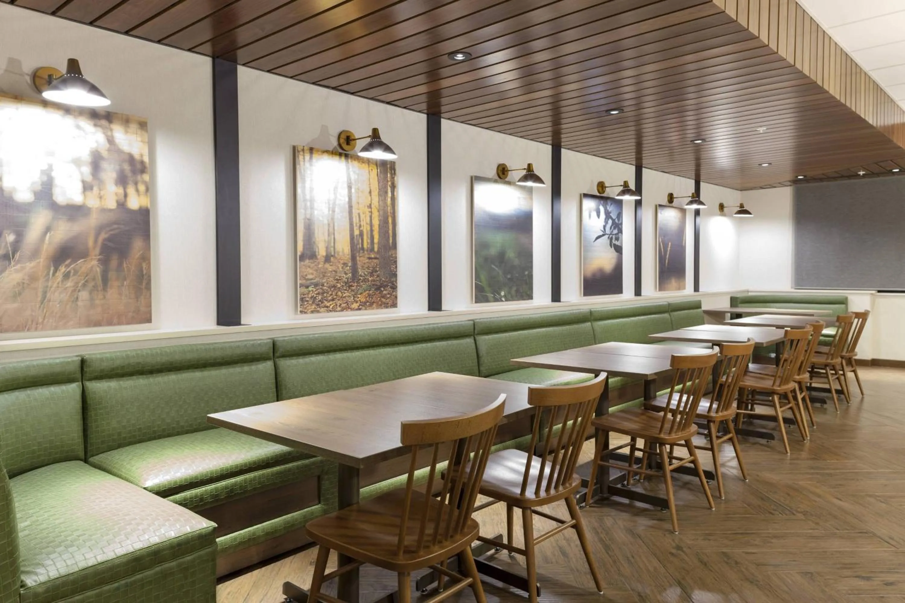 Breakfast in Fairfield Inn & Suites by Marriott Fort Collins South