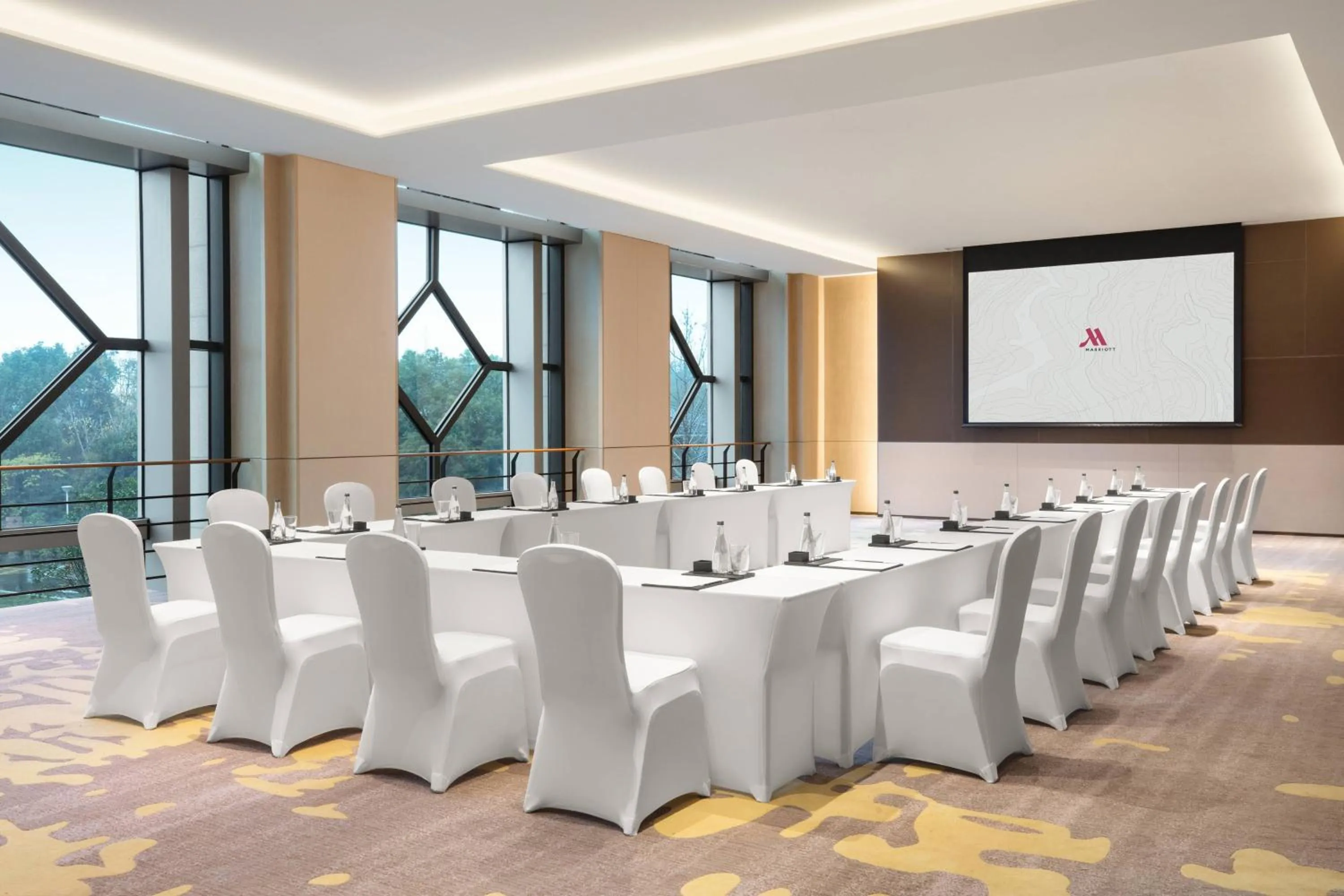 Meeting/conference room in Wuxi Marriott Hotel Lihu Lake