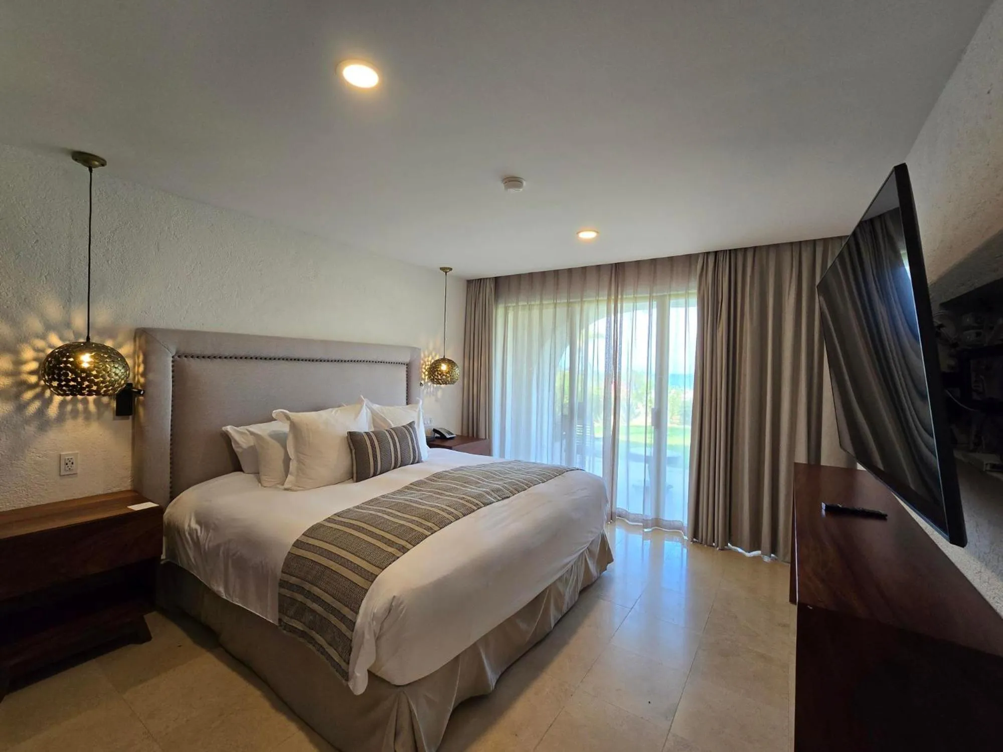 Bedroom, Bed in Zoetry Casa del Mar Los Cabos