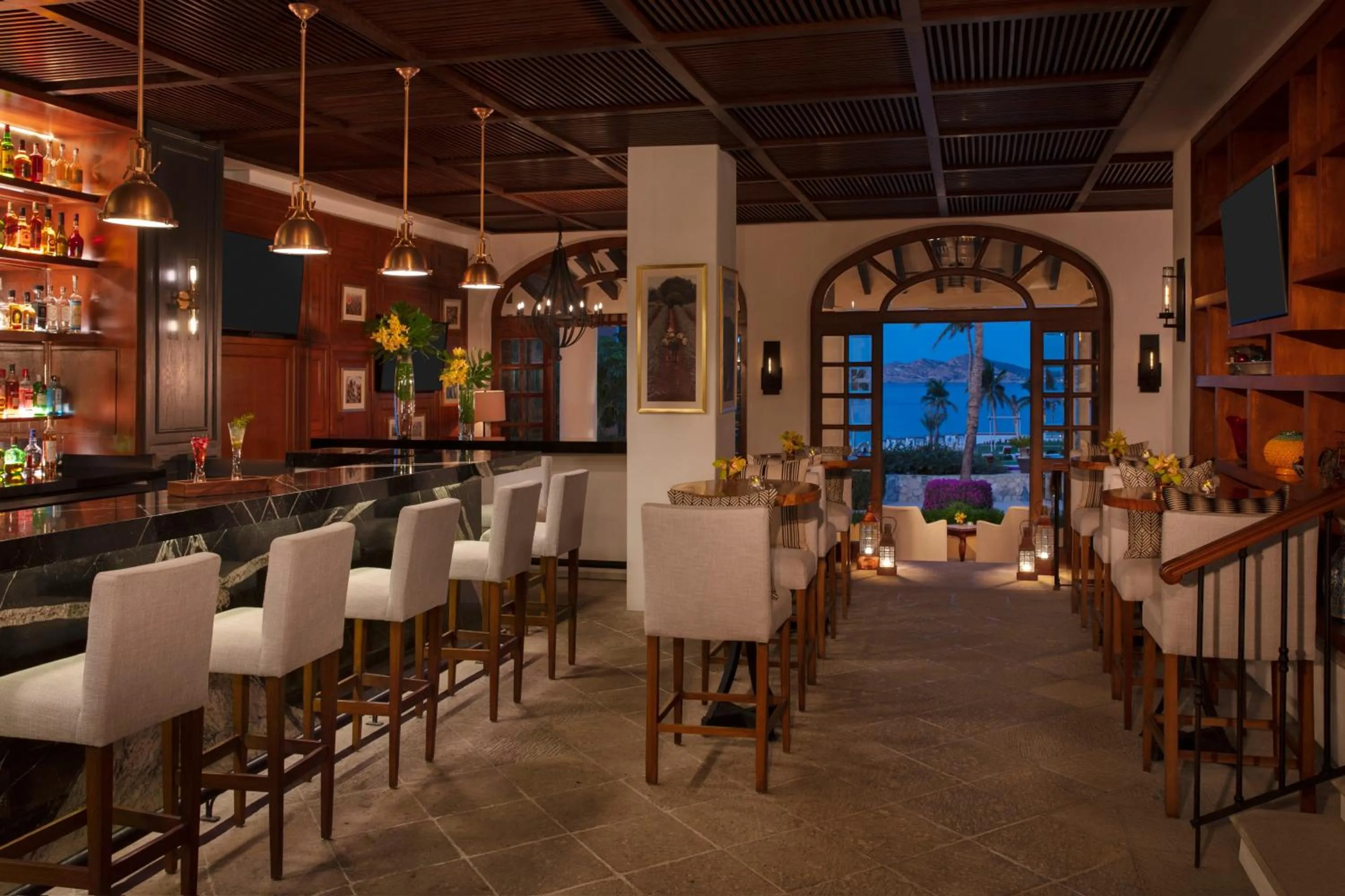 Lounge or bar in Zoetry Casa del Mar Los Cabos