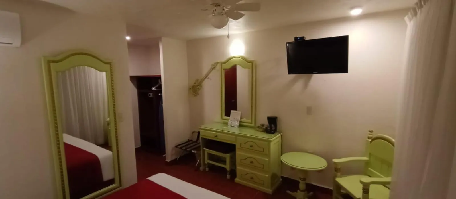 Bed in Hotel Hacienda Don Cenobio