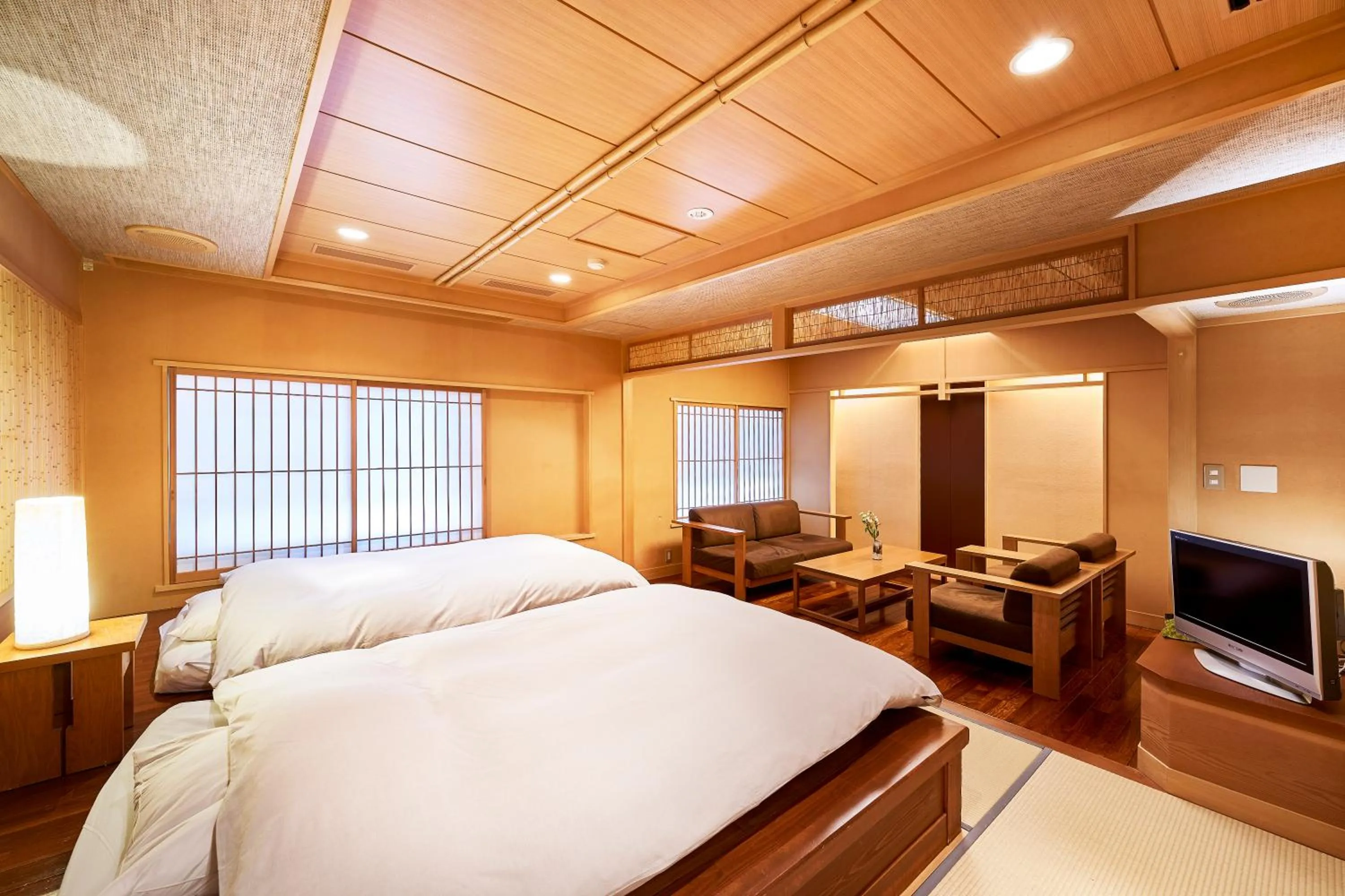 Bed in Shima-Onsen Toshimaya