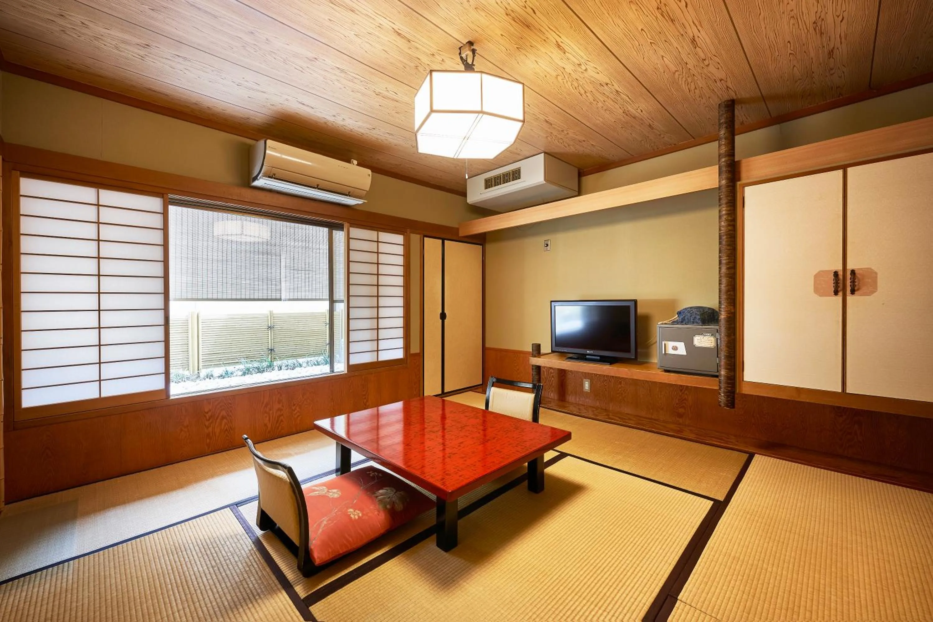 Photo of the whole room, Bed in Shima-Onsen Toshimaya