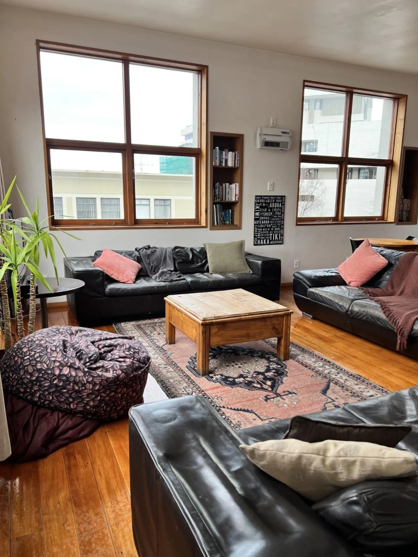 Living room in On Top Backpackers