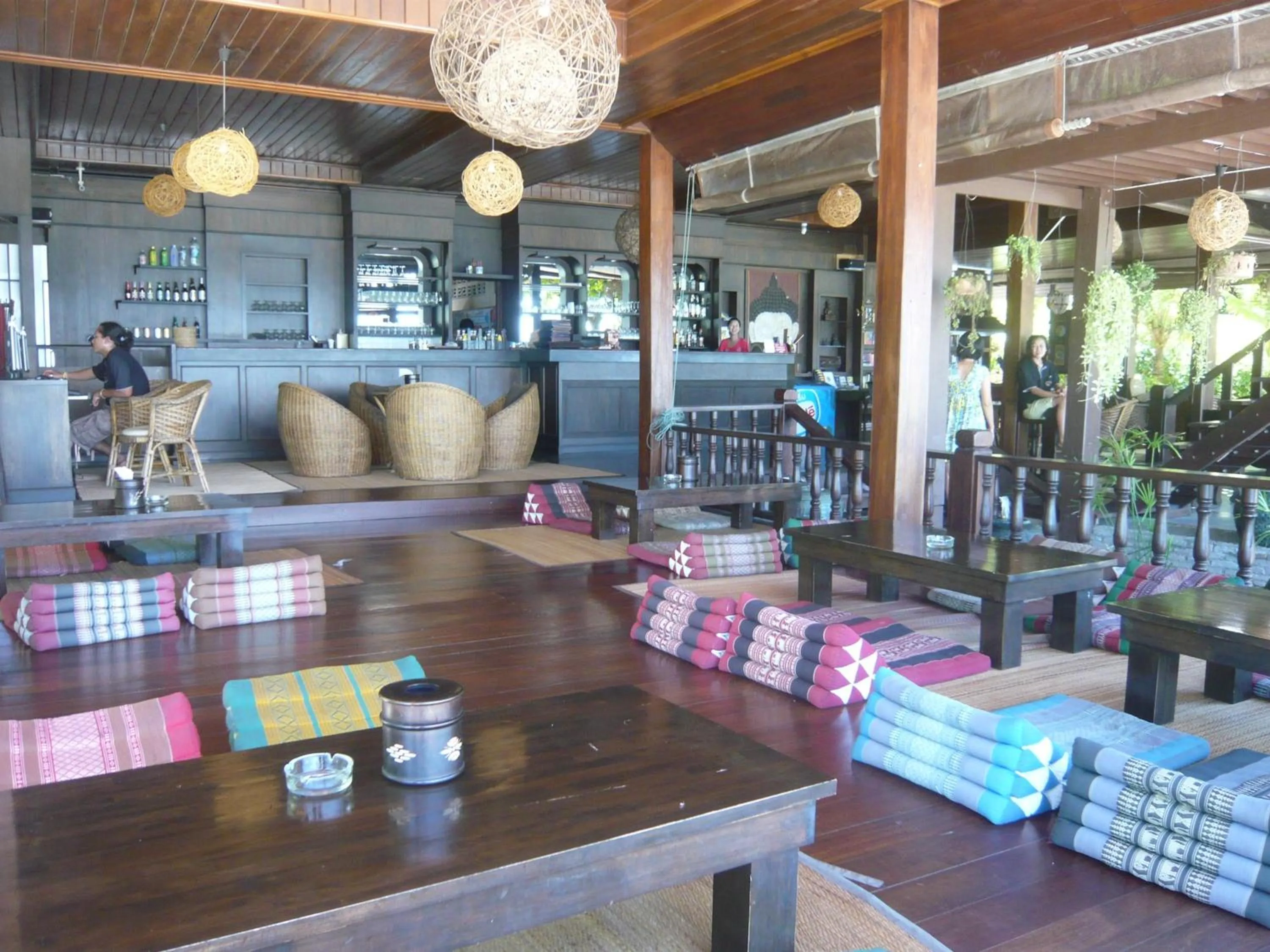 Restaurant/places to eat in Salad Hut