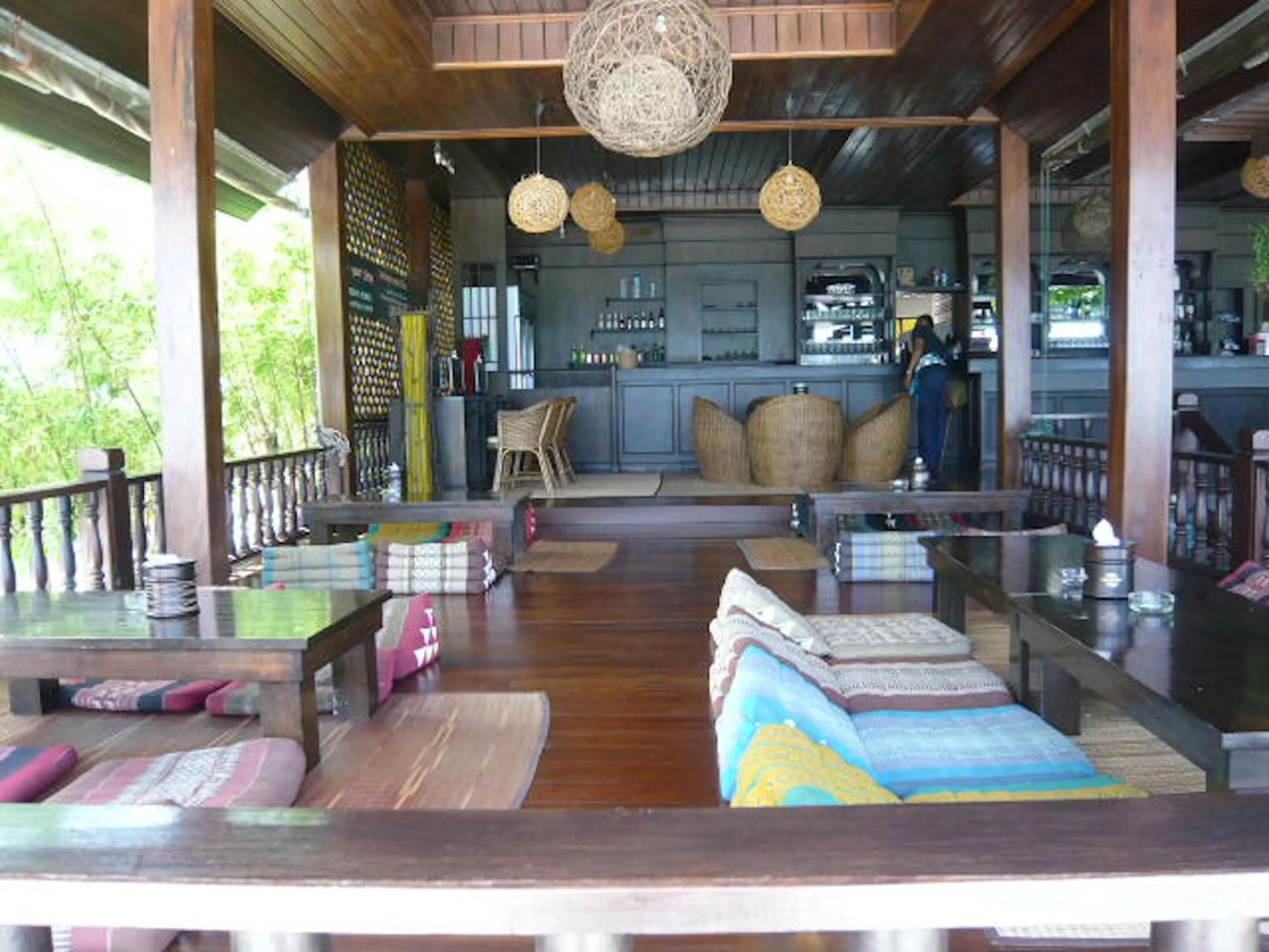 Restaurant/places to eat in Salad Hut