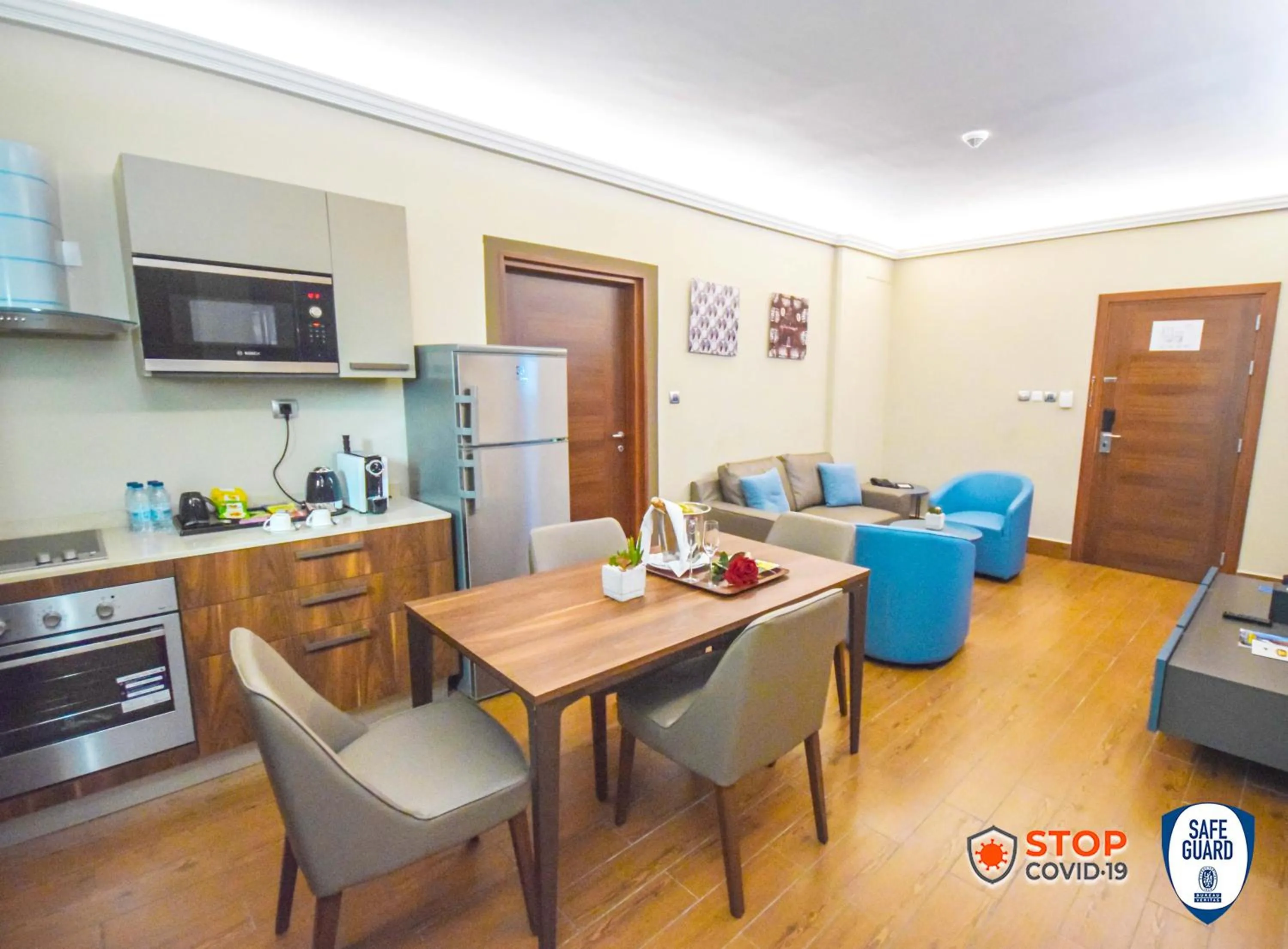 Coffee/tea facilities in Hotel La Falaise Bonapriso