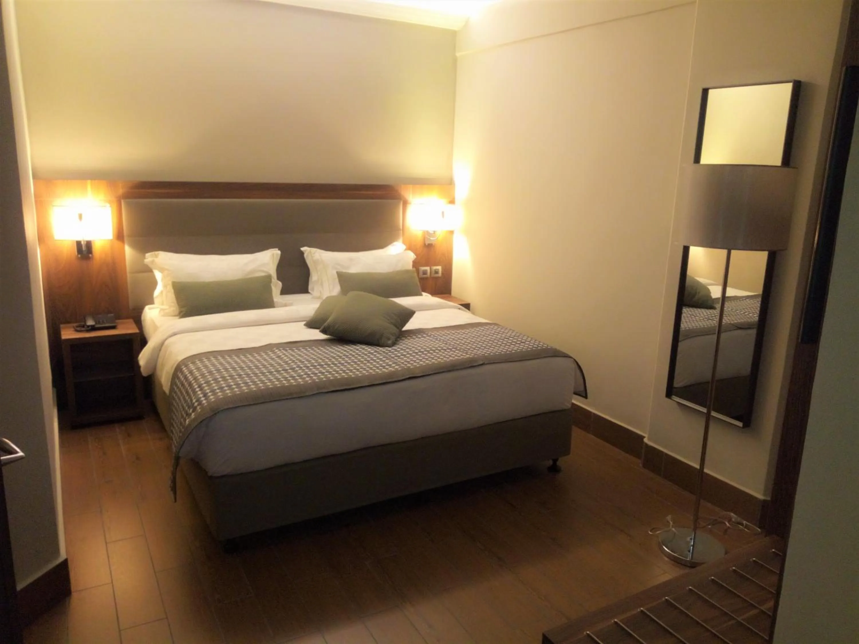 Bed in Hotel La Falaise Bonapriso