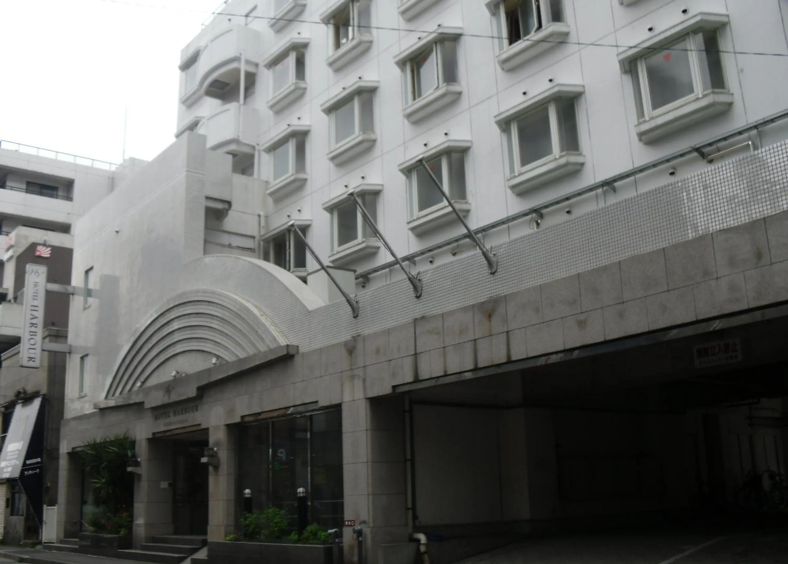 Facade/entrance in Hotel Harbour Yokosuka
