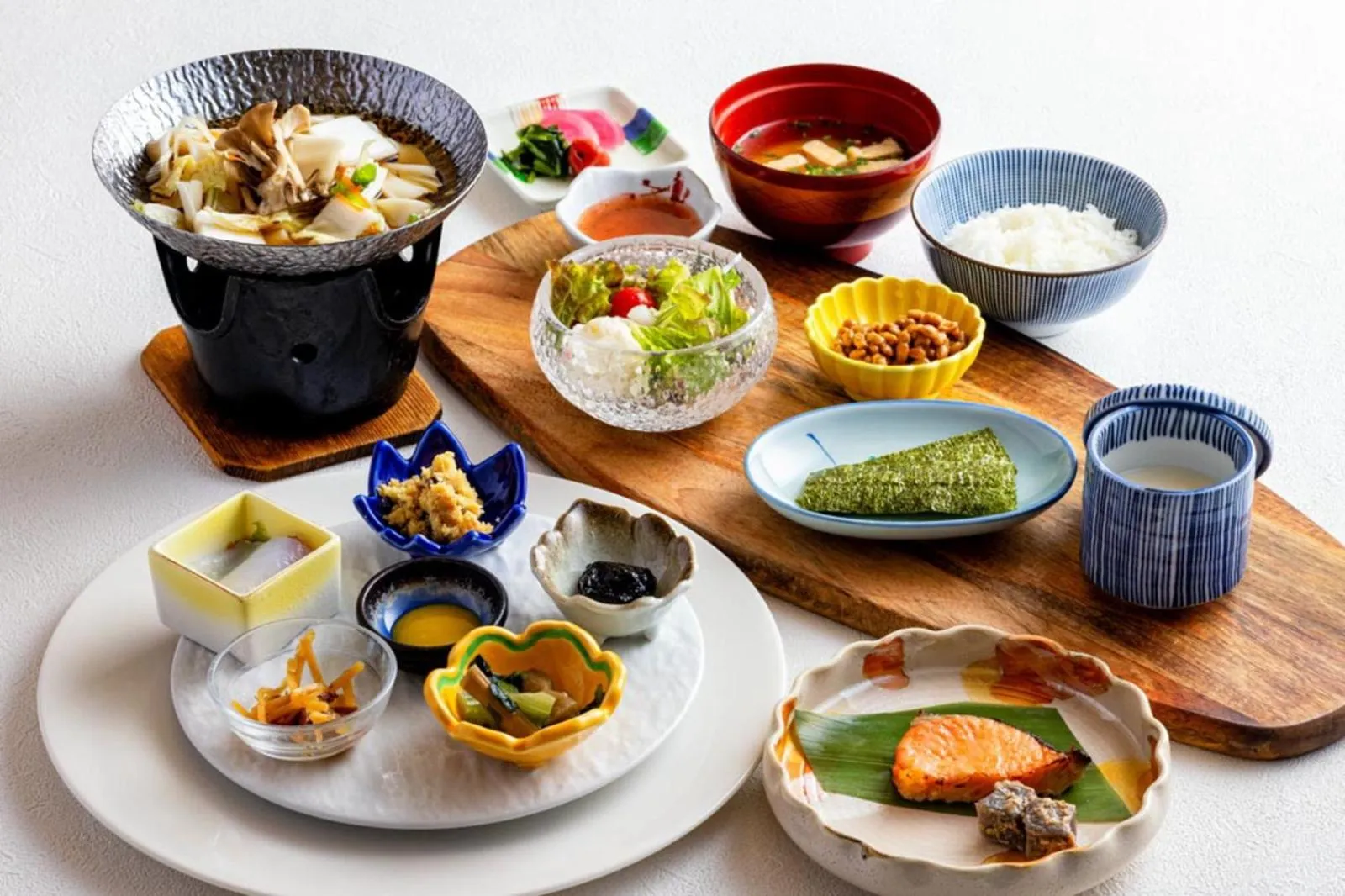 Asian breakfast in Shima Yamaguchikan