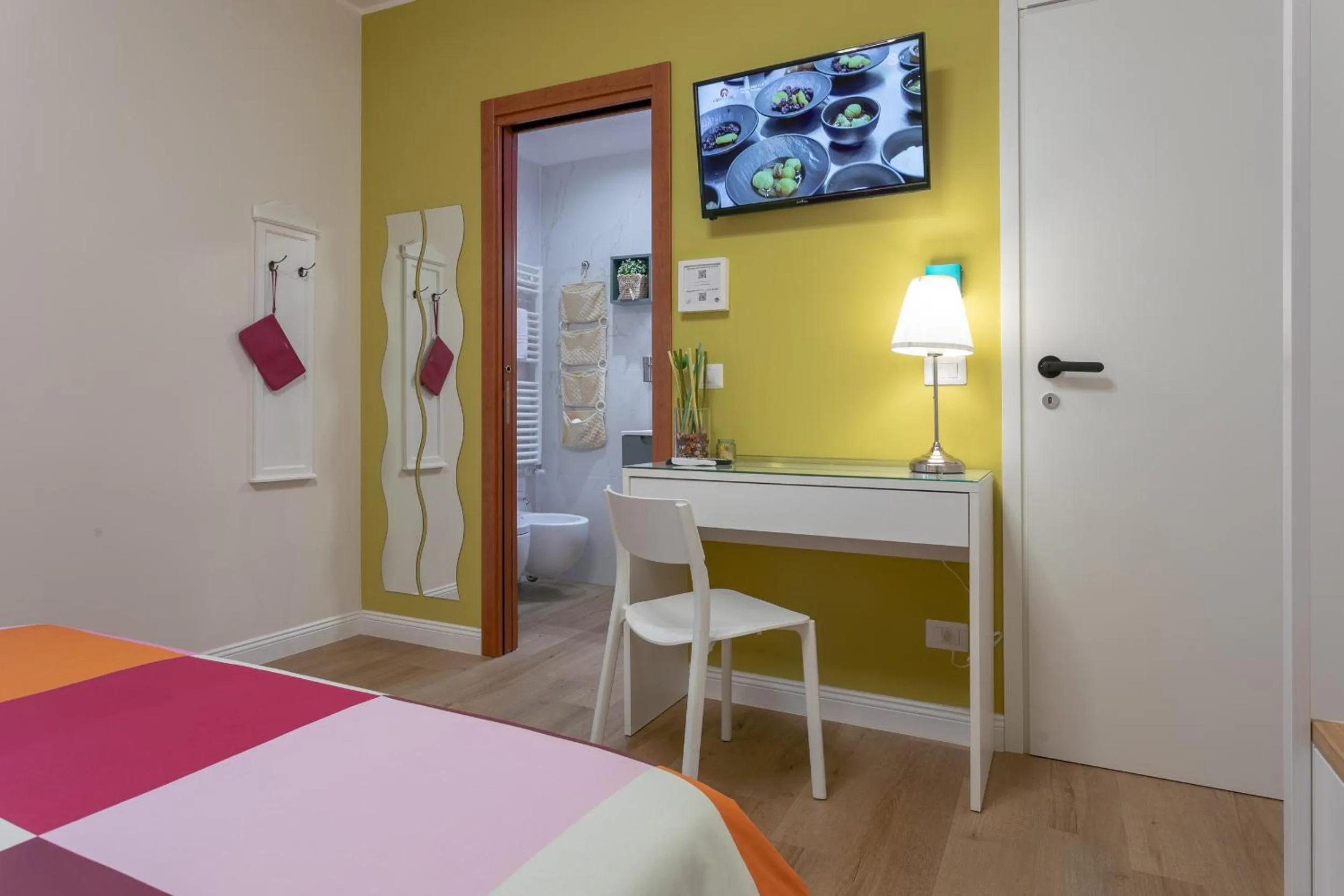 Bed in B&B Pensieri d'autore - Parcheggio e Self Check-in