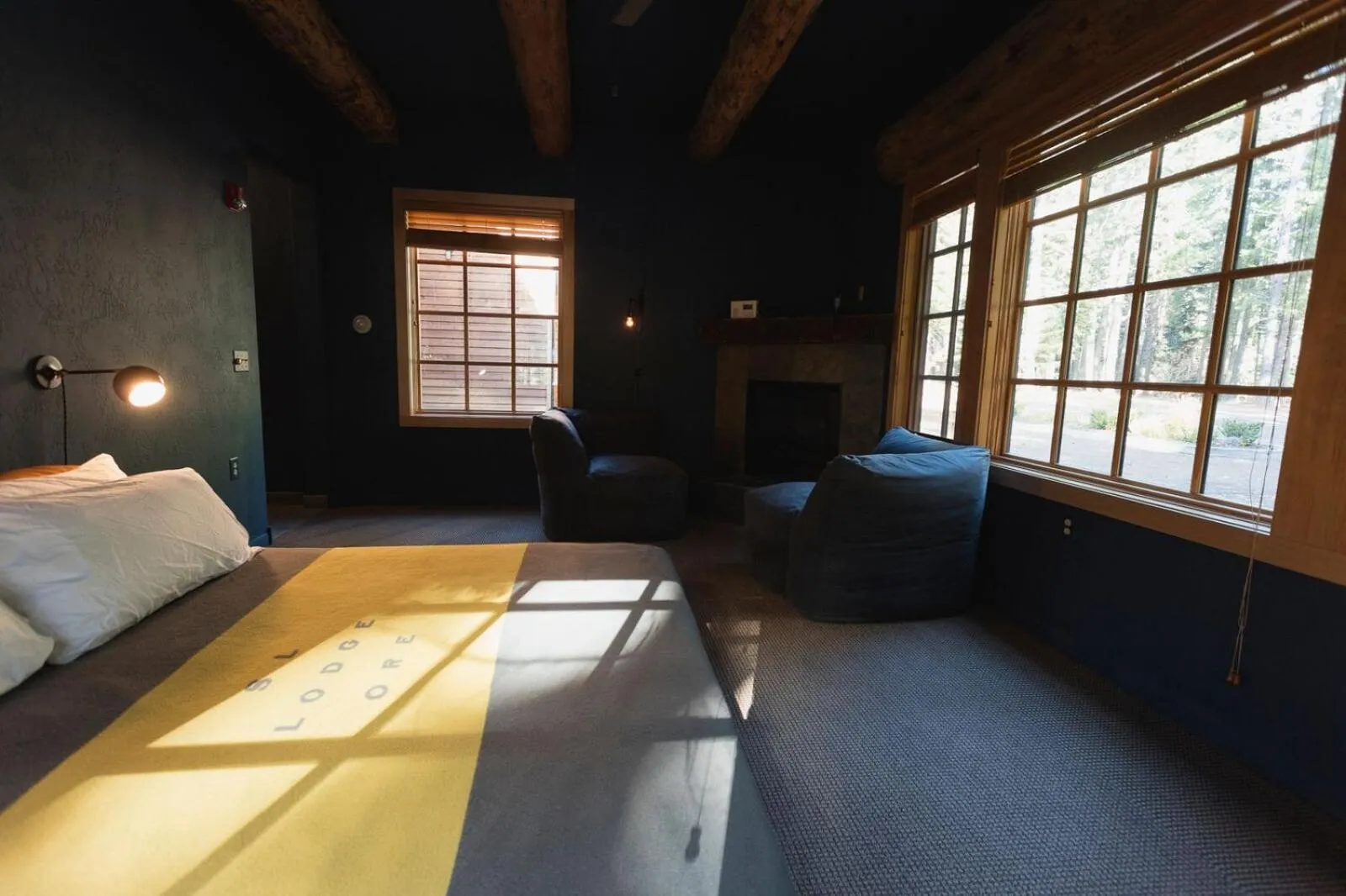 Seating area in The Suttle Lodge & Boathouse
