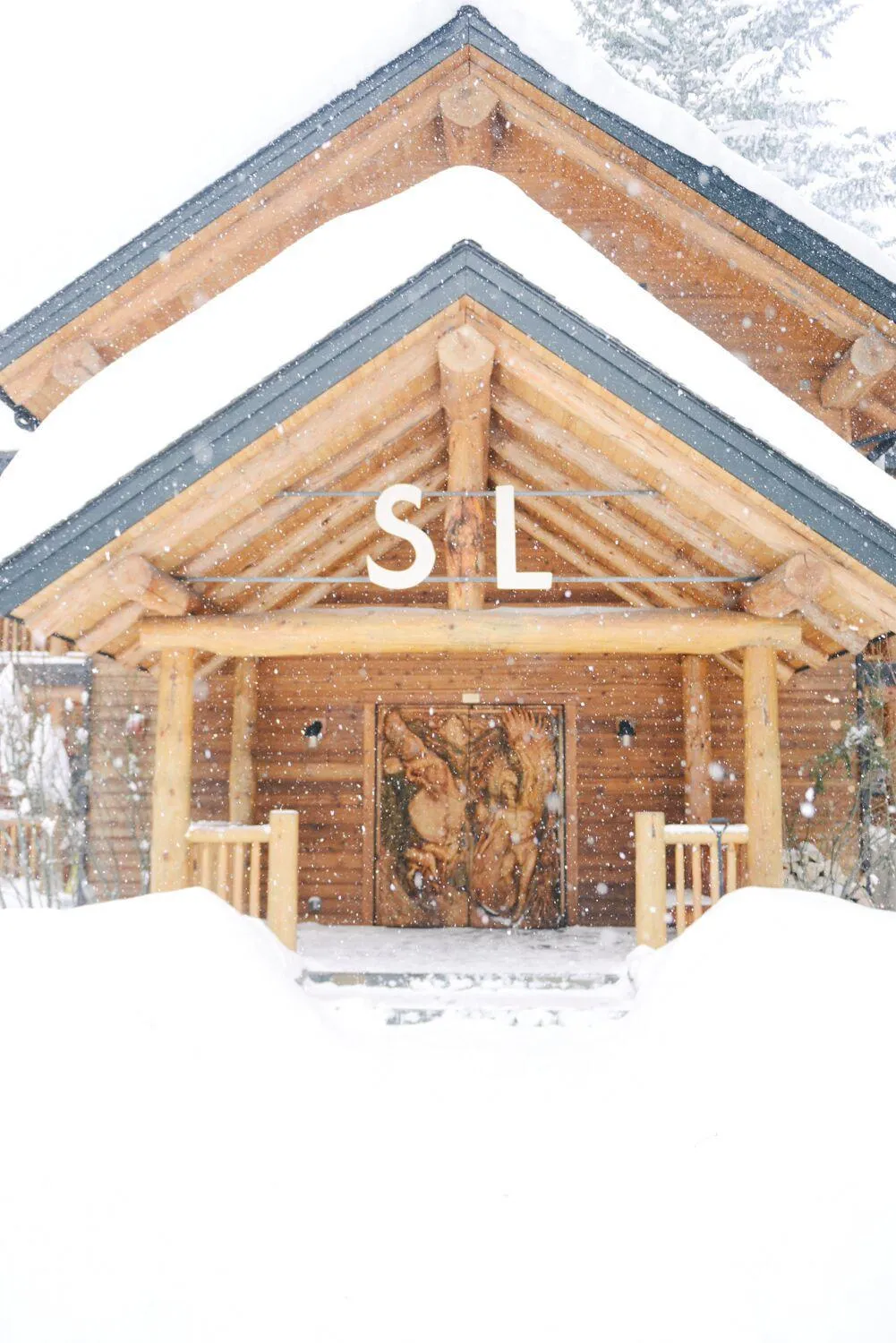 The Suttle Lodge & Boathouse