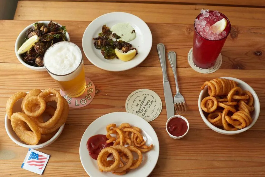 Restaurant/places to eat in The Suttle Lodge & Boathouse