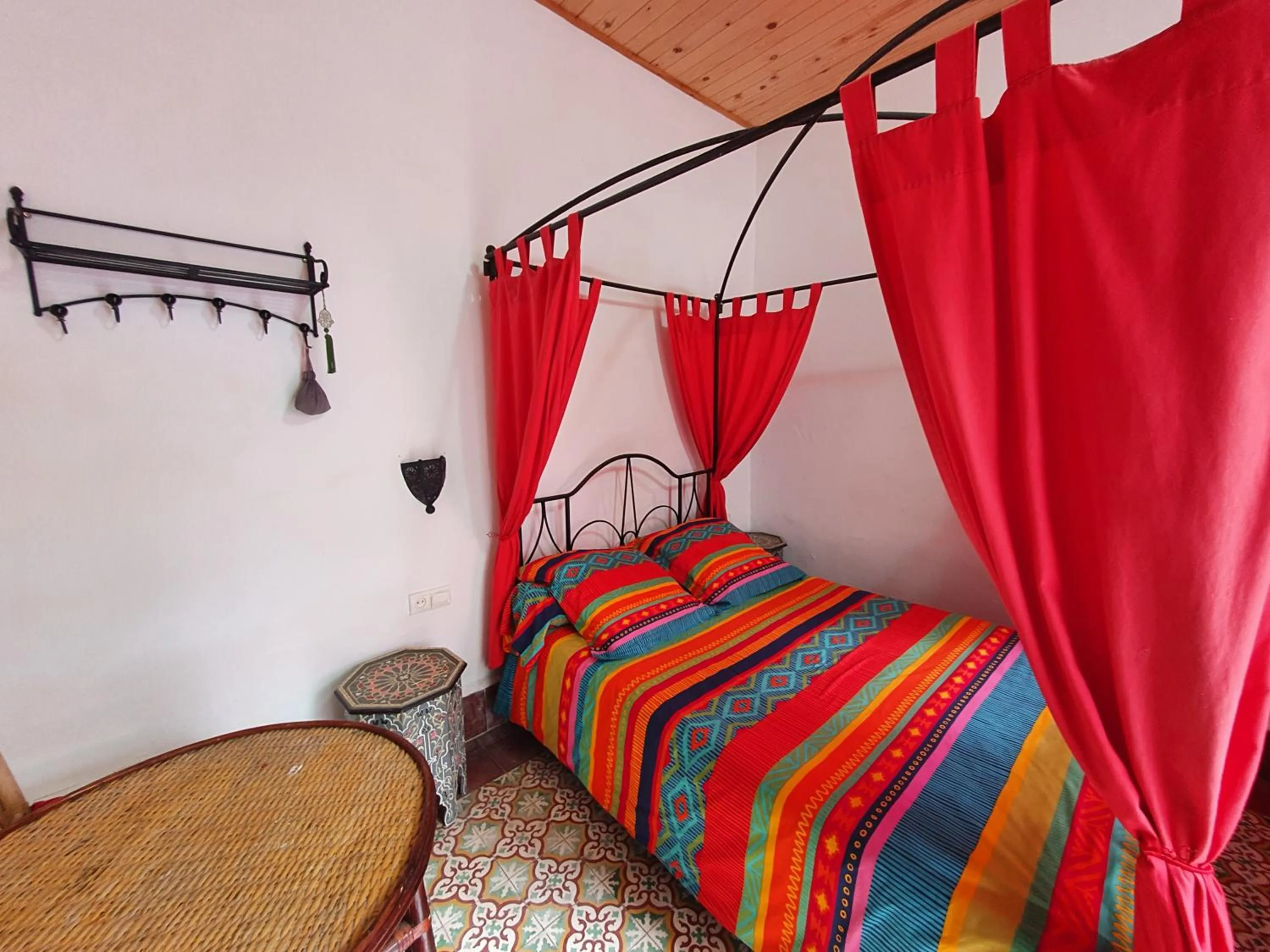 Photo of the whole room, Bed in Riad Sidi Magdoul