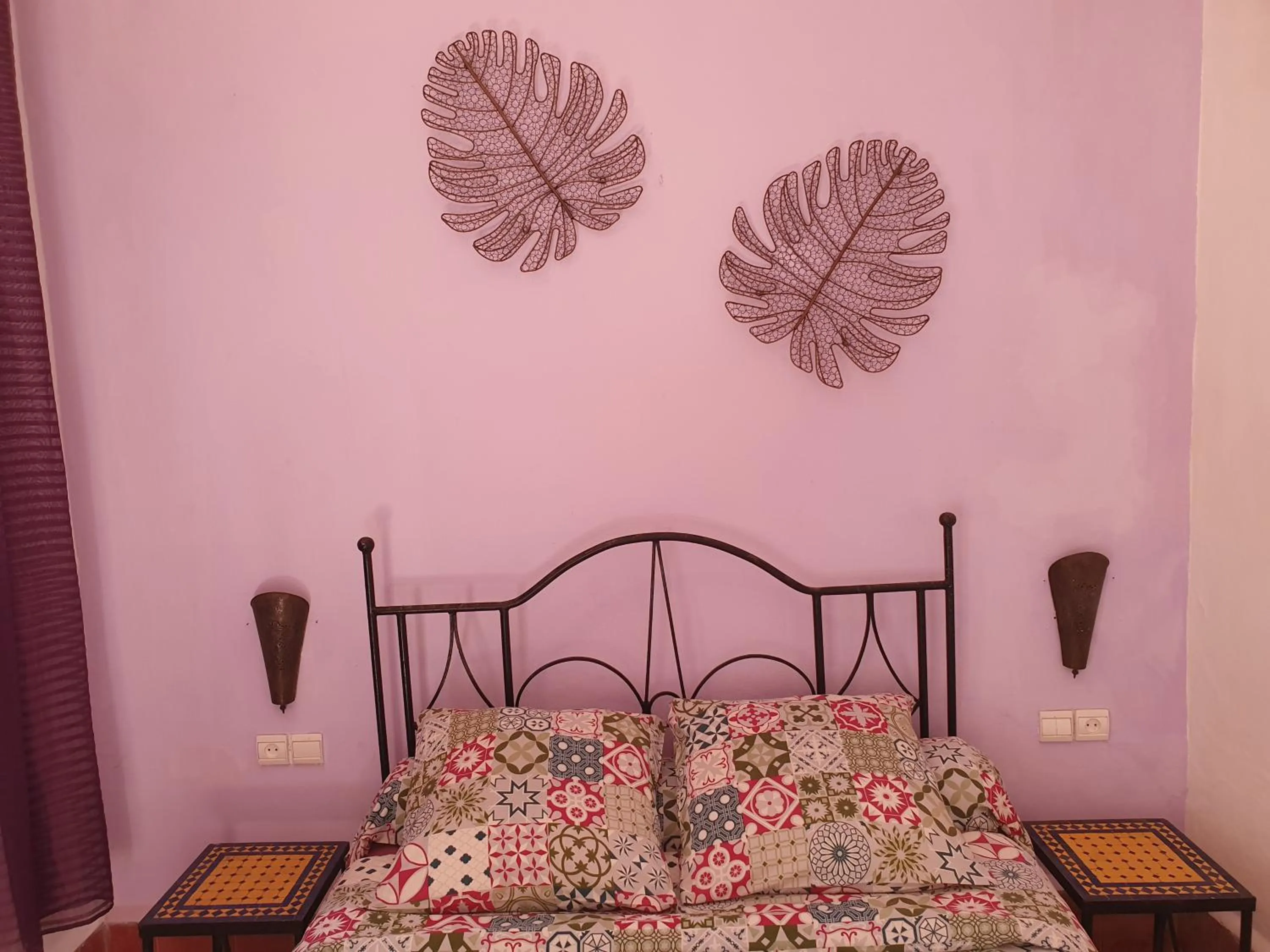 Photo of the whole room, Bed in Riad Sidi Magdoul