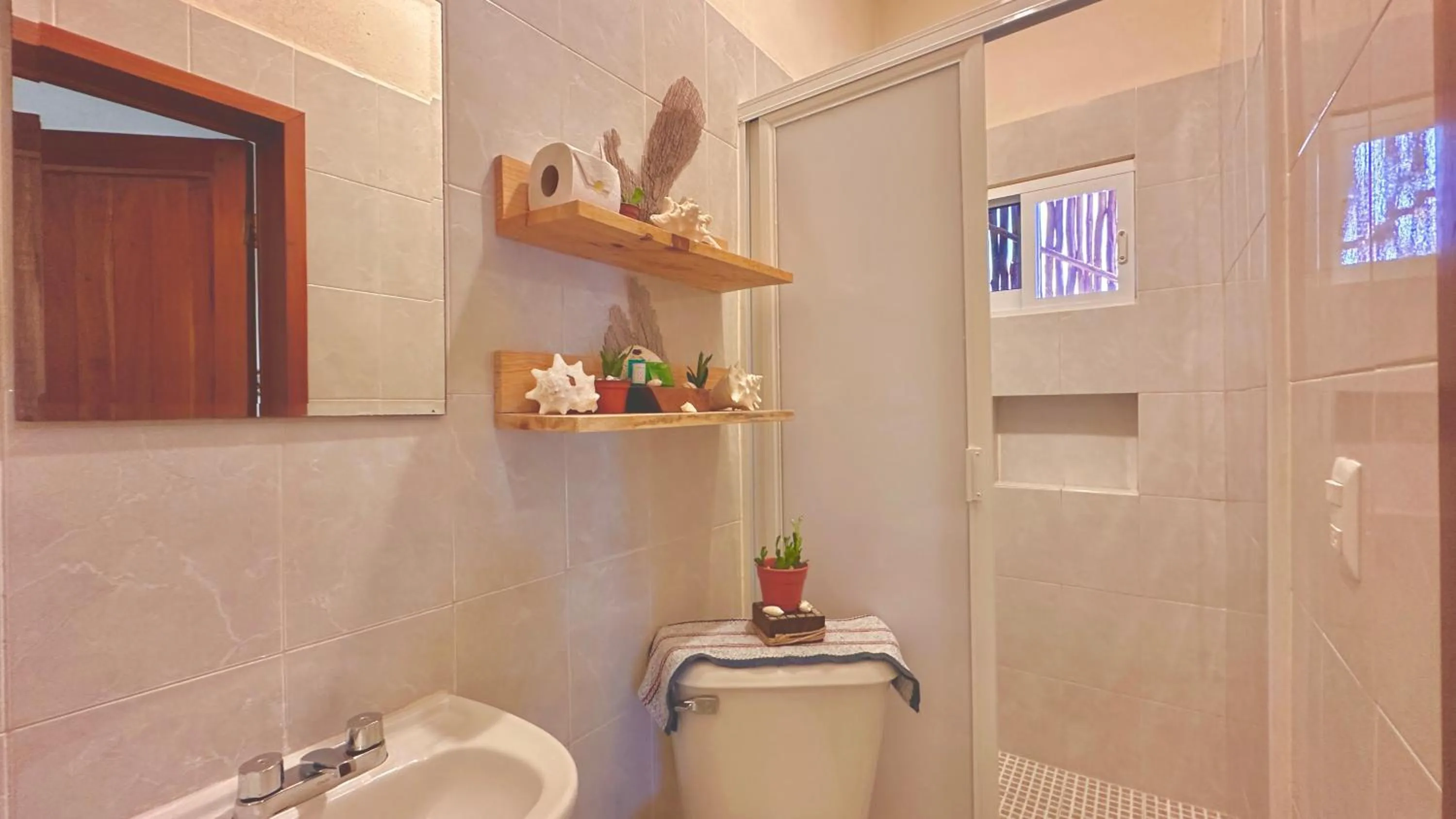 Shower in Hotel Jaiba Mahahual - Adults Only