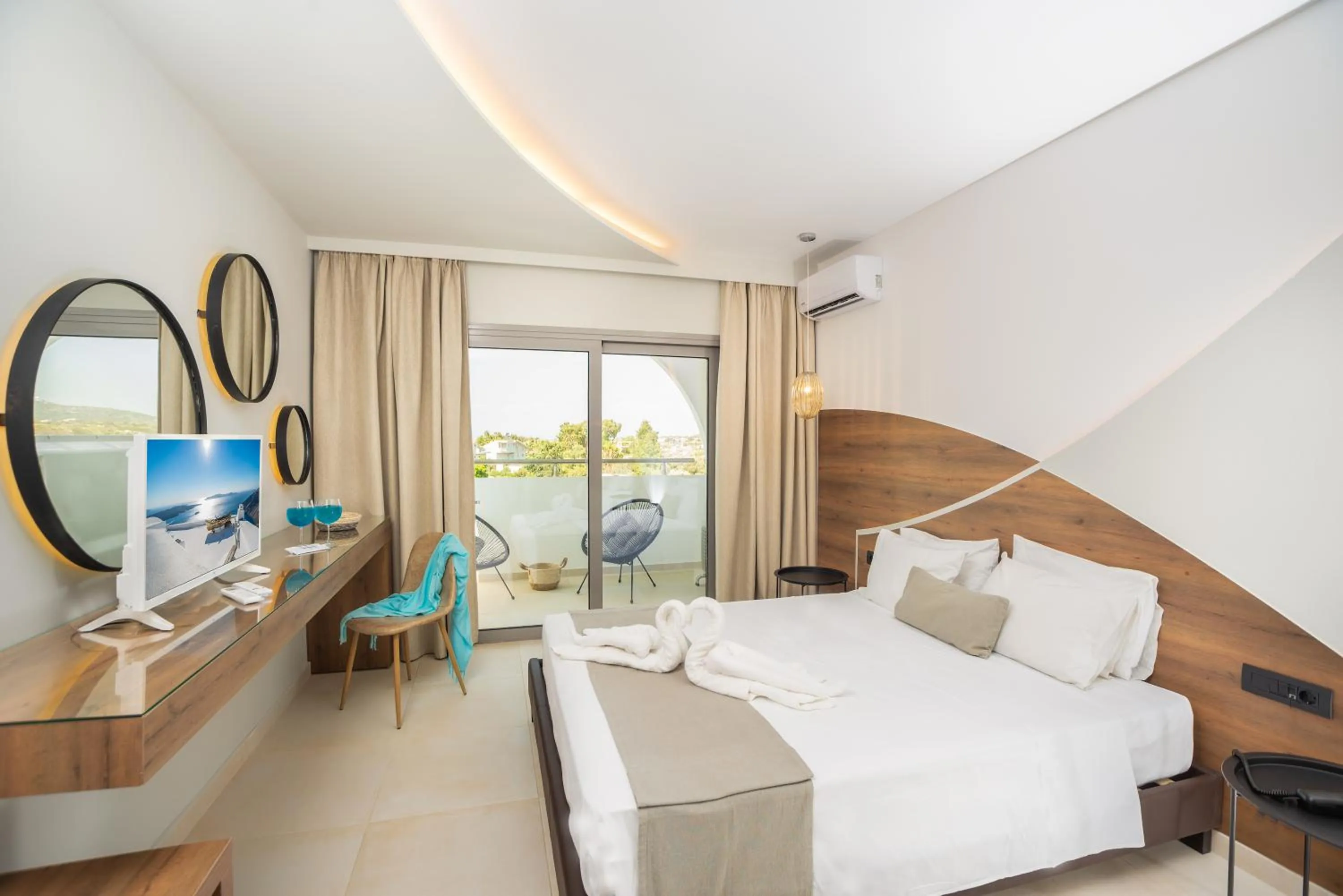 Photo of the whole room in Happy Days Hotel, Adults Only