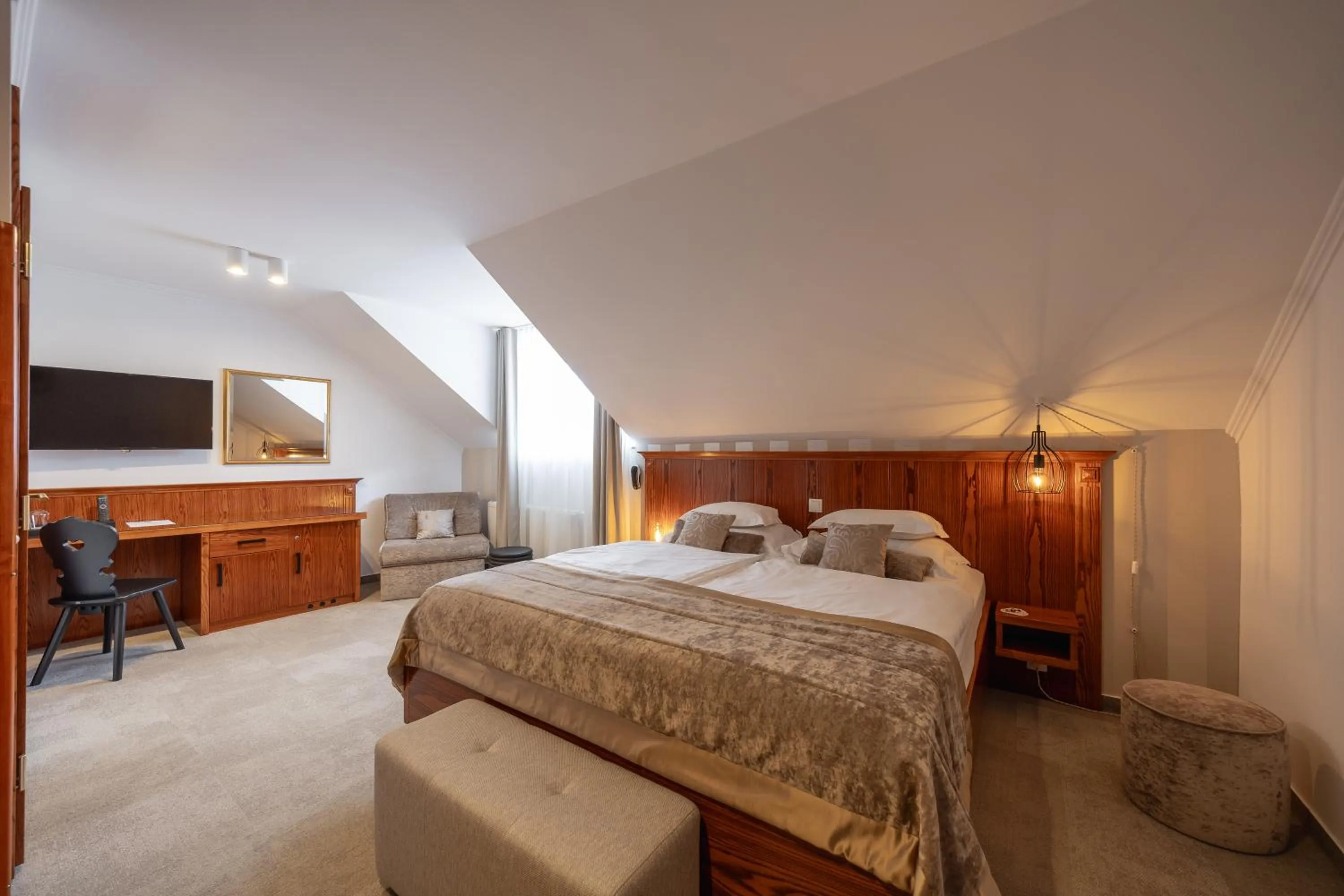 Bedroom, Bed in Kotnik Superior Boutique Hotel