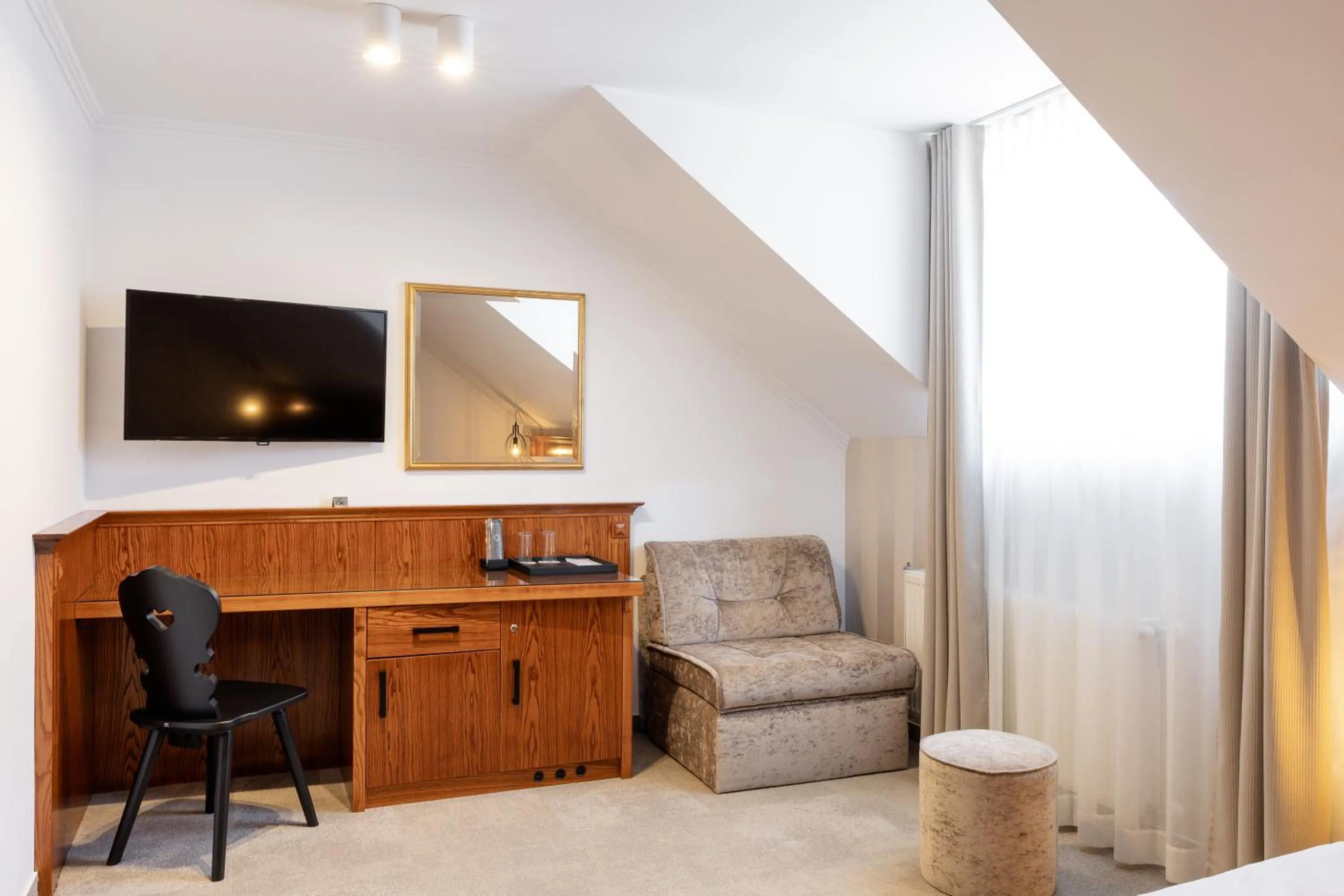 TV and multimedia in Kotnik Superior Boutique Hotel