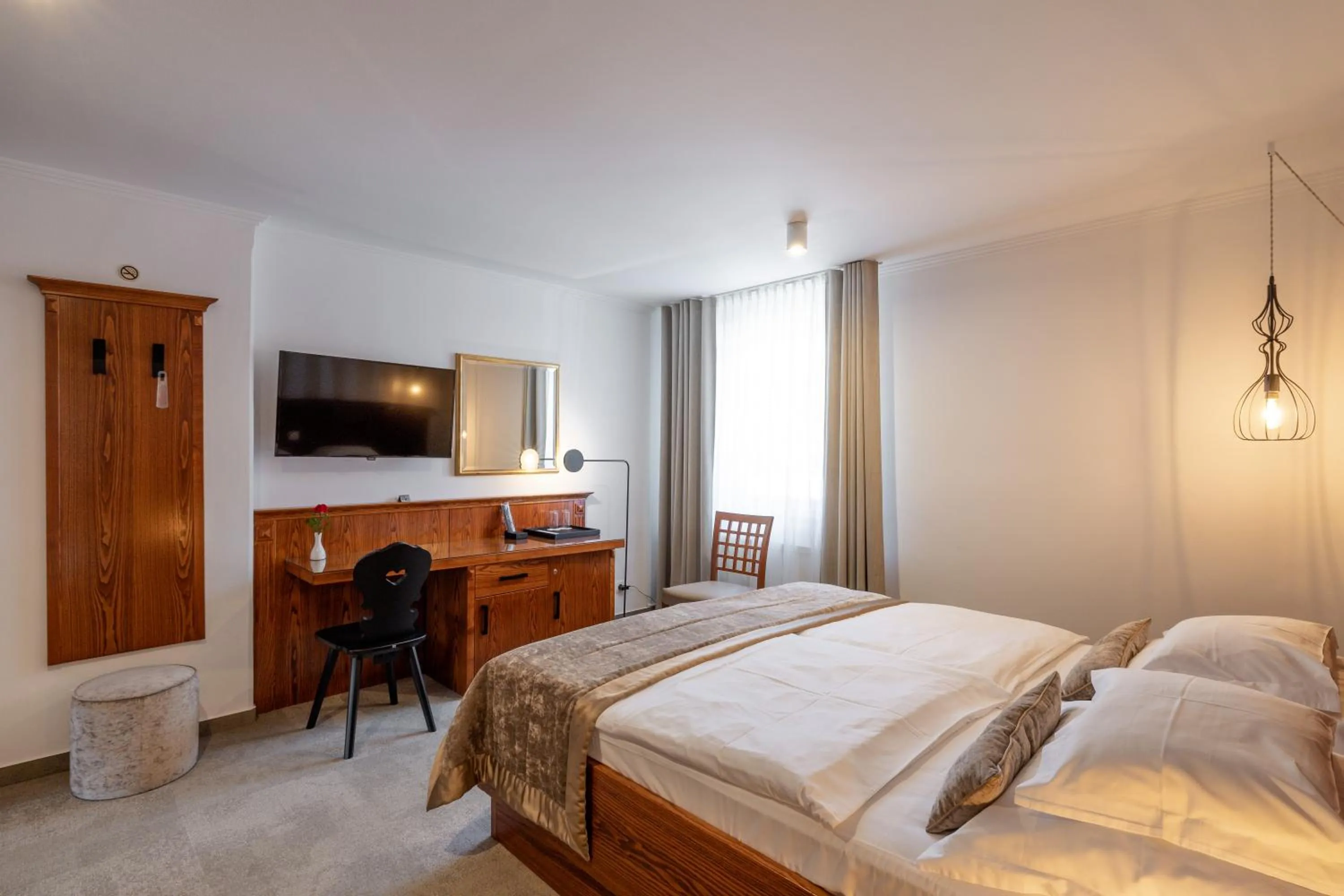 Photo of the whole room, Bed in Kotnik Superior Boutique Hotel