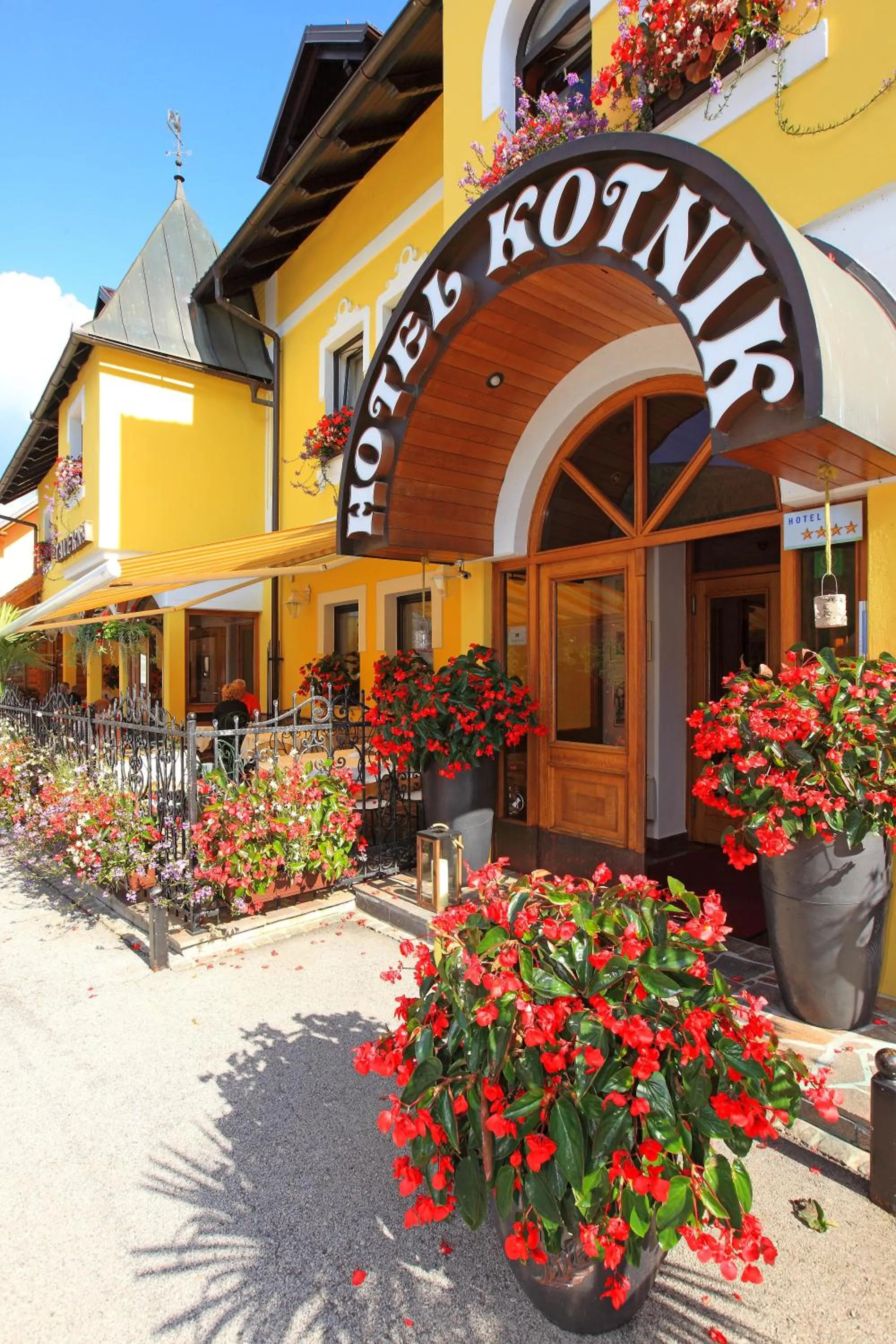 Facade/entrance in Kotnik Superior Boutique Hotel