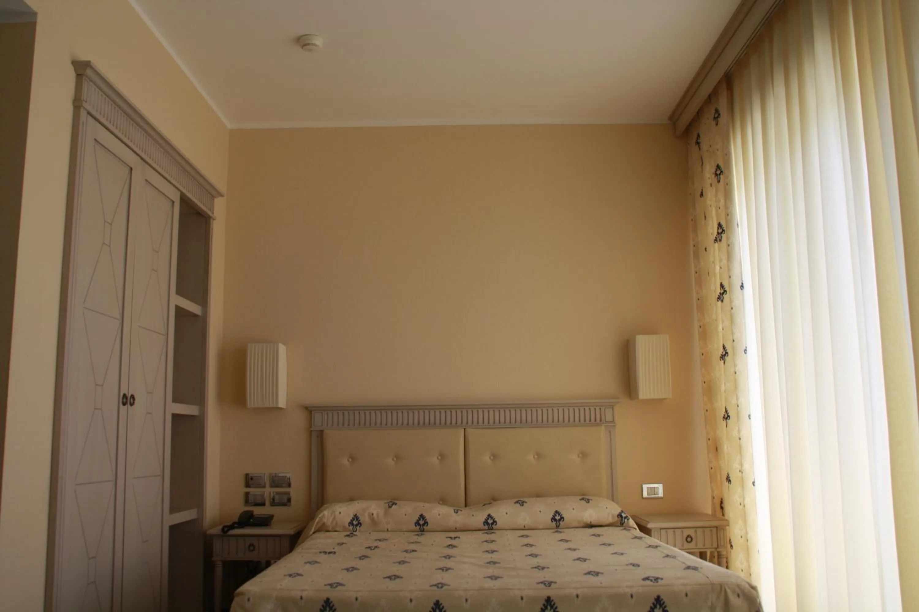 Bed in Hotel Villaggio Club Altalia