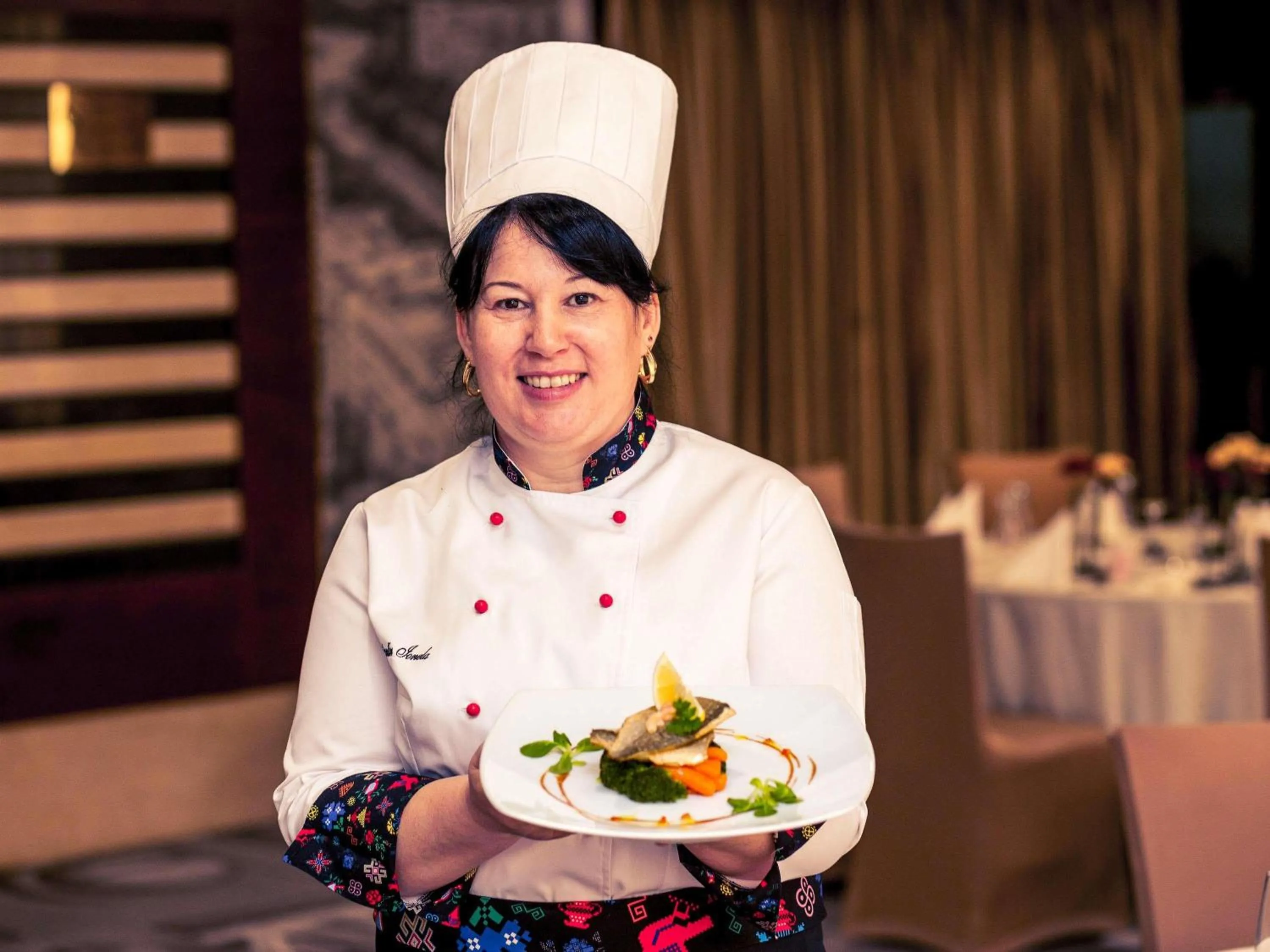 Restaurant/places to eat in Mercure Bucharest Unirii