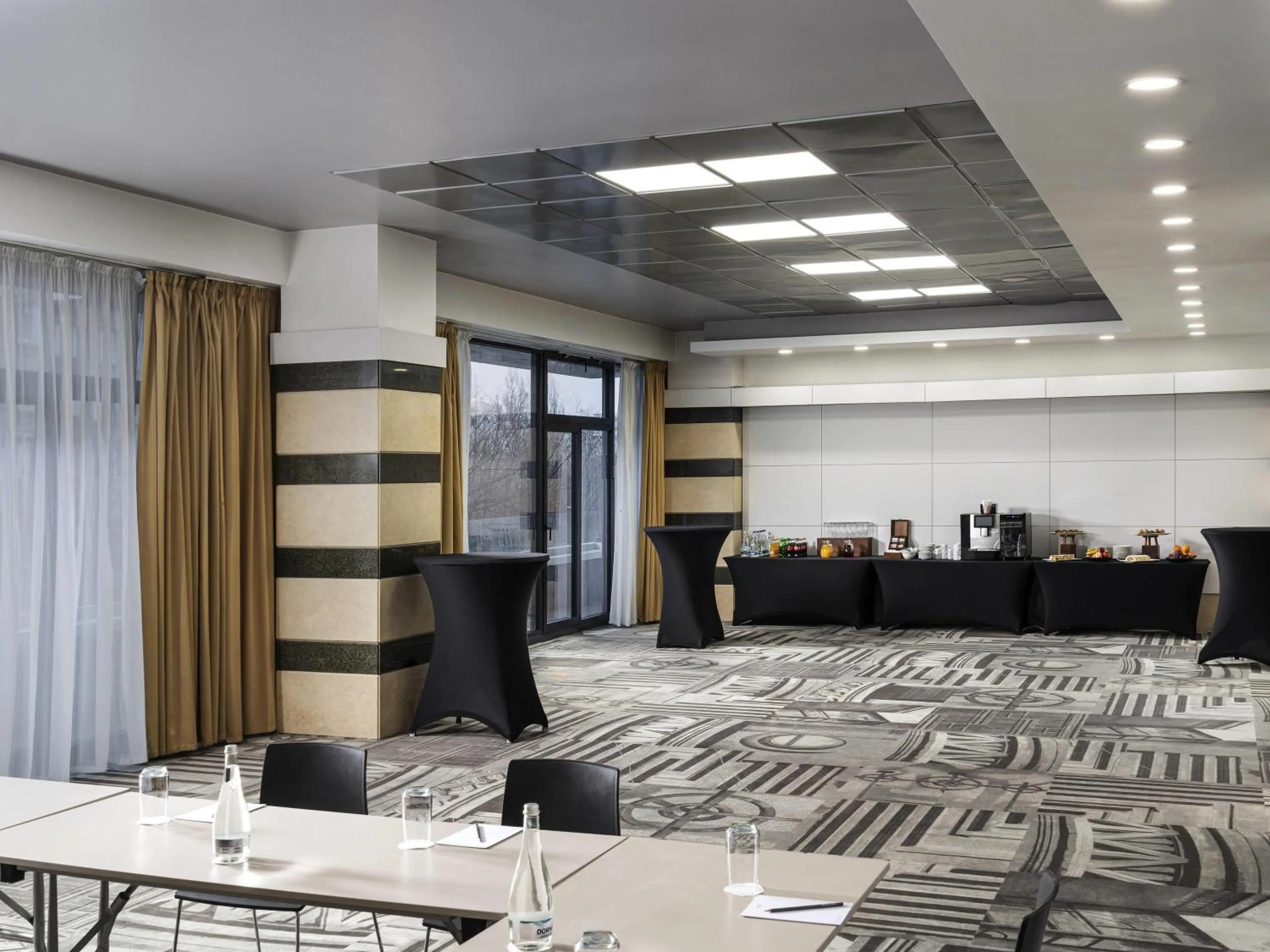 Meeting/conference room in Mercure Bucharest Unirii