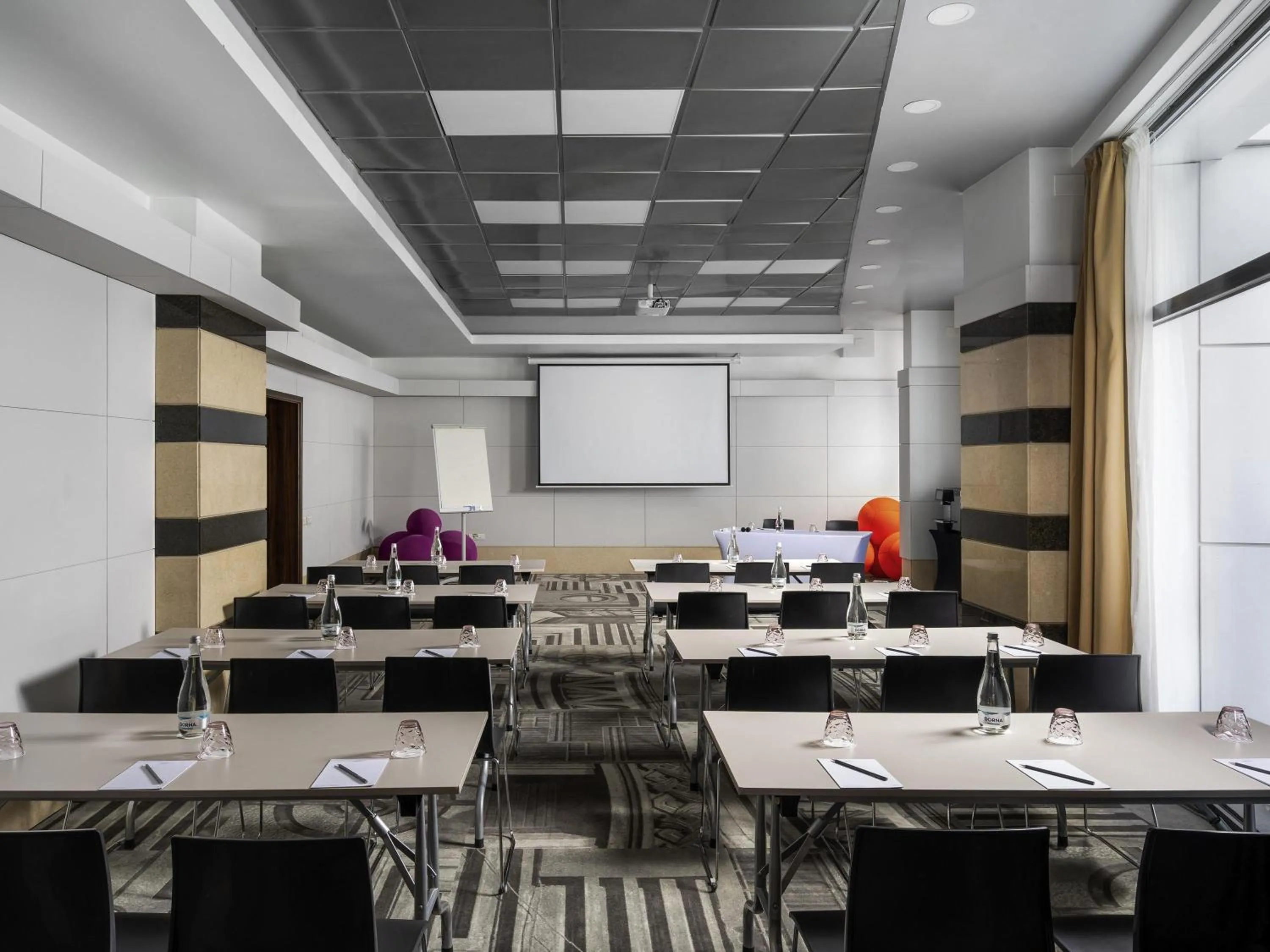 Meeting/conference room in Mercure Bucharest Unirii