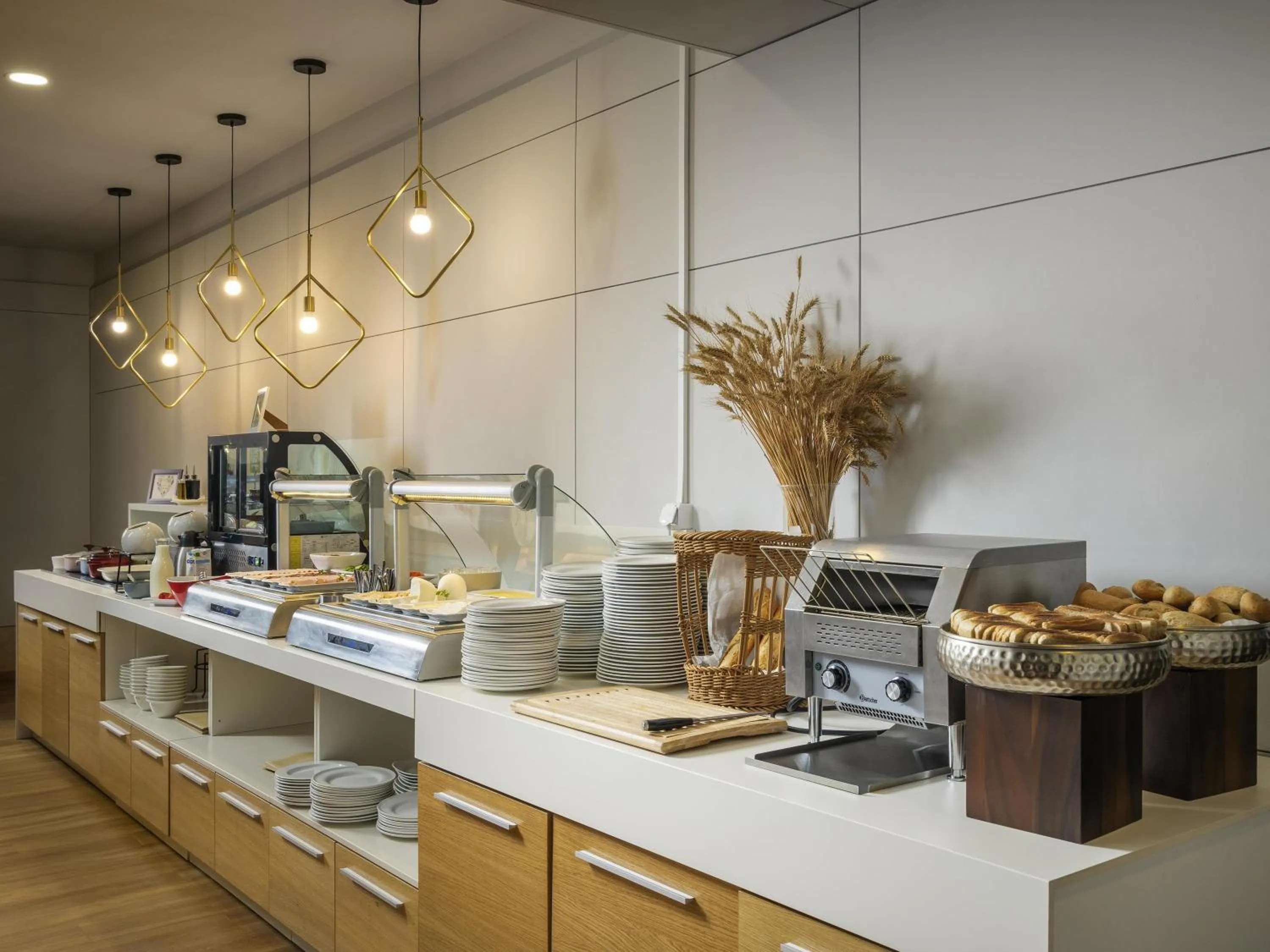 Property building in Mercure Bucharest Unirii