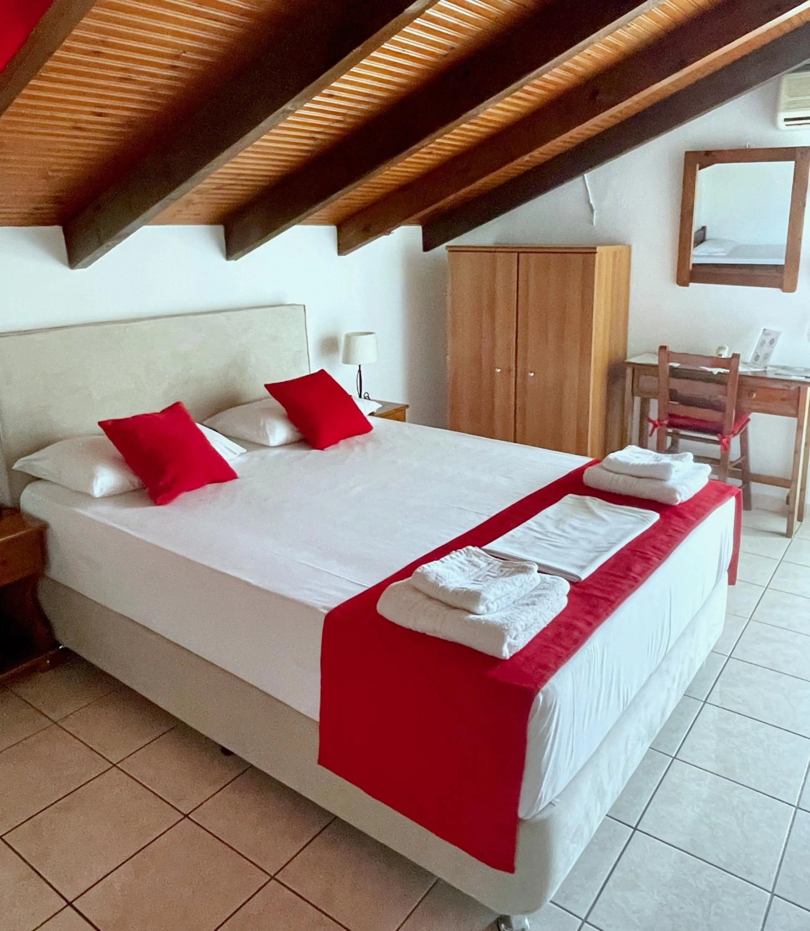 Bedroom, Bed in Valentino Villas & Apartments