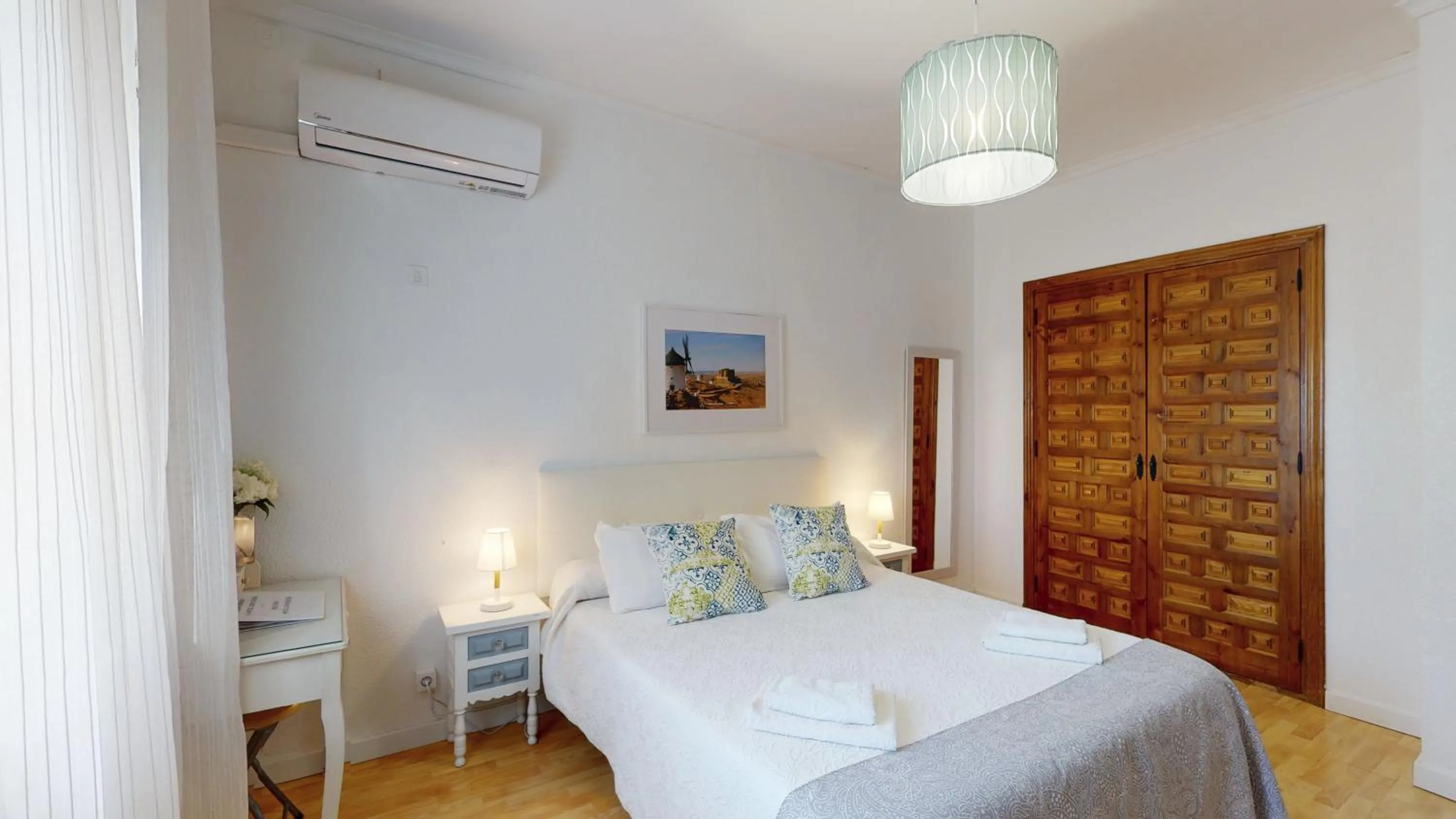 Bed in Hotel Consuegra