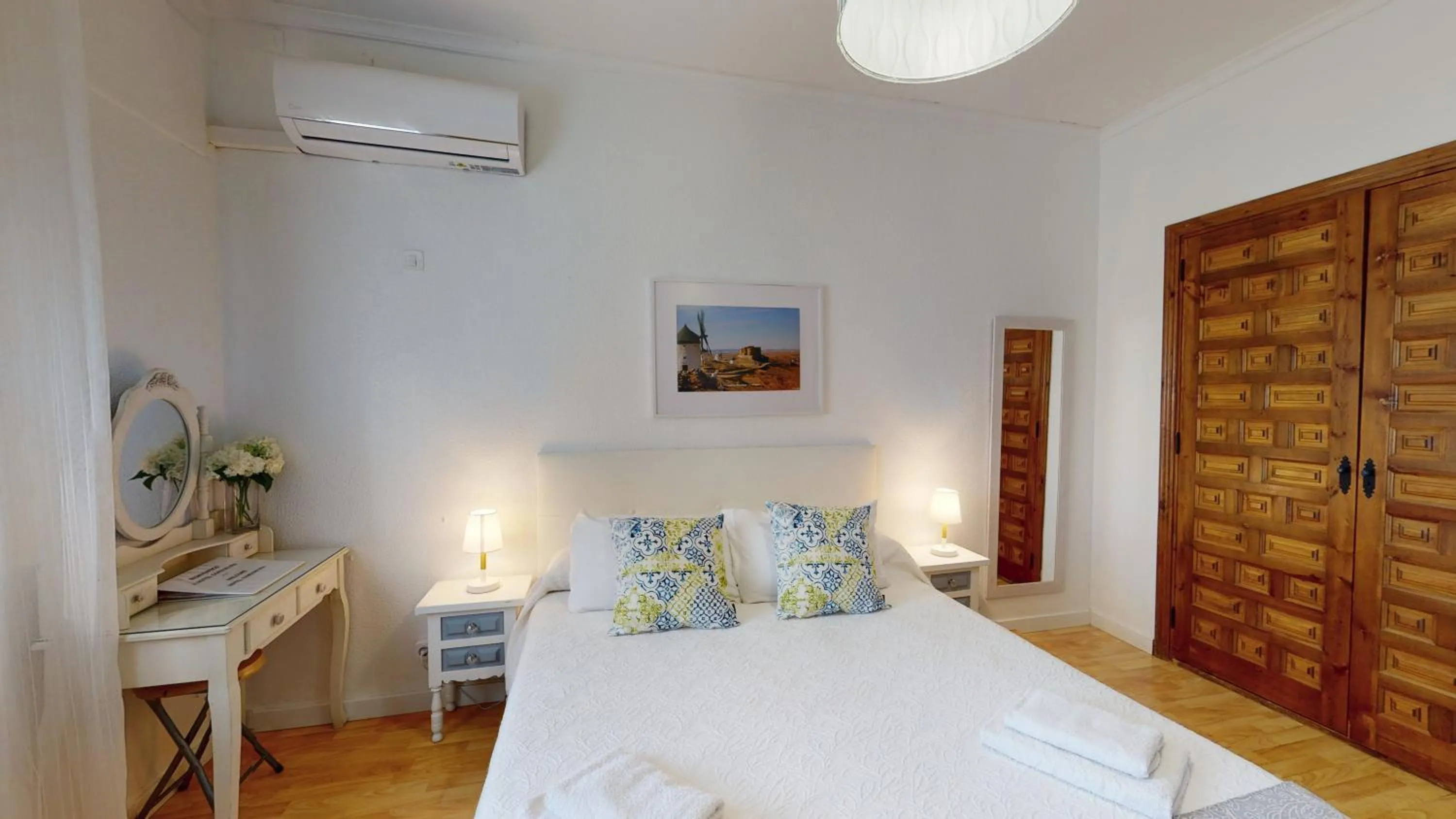 Bed in Hotel Consuegra