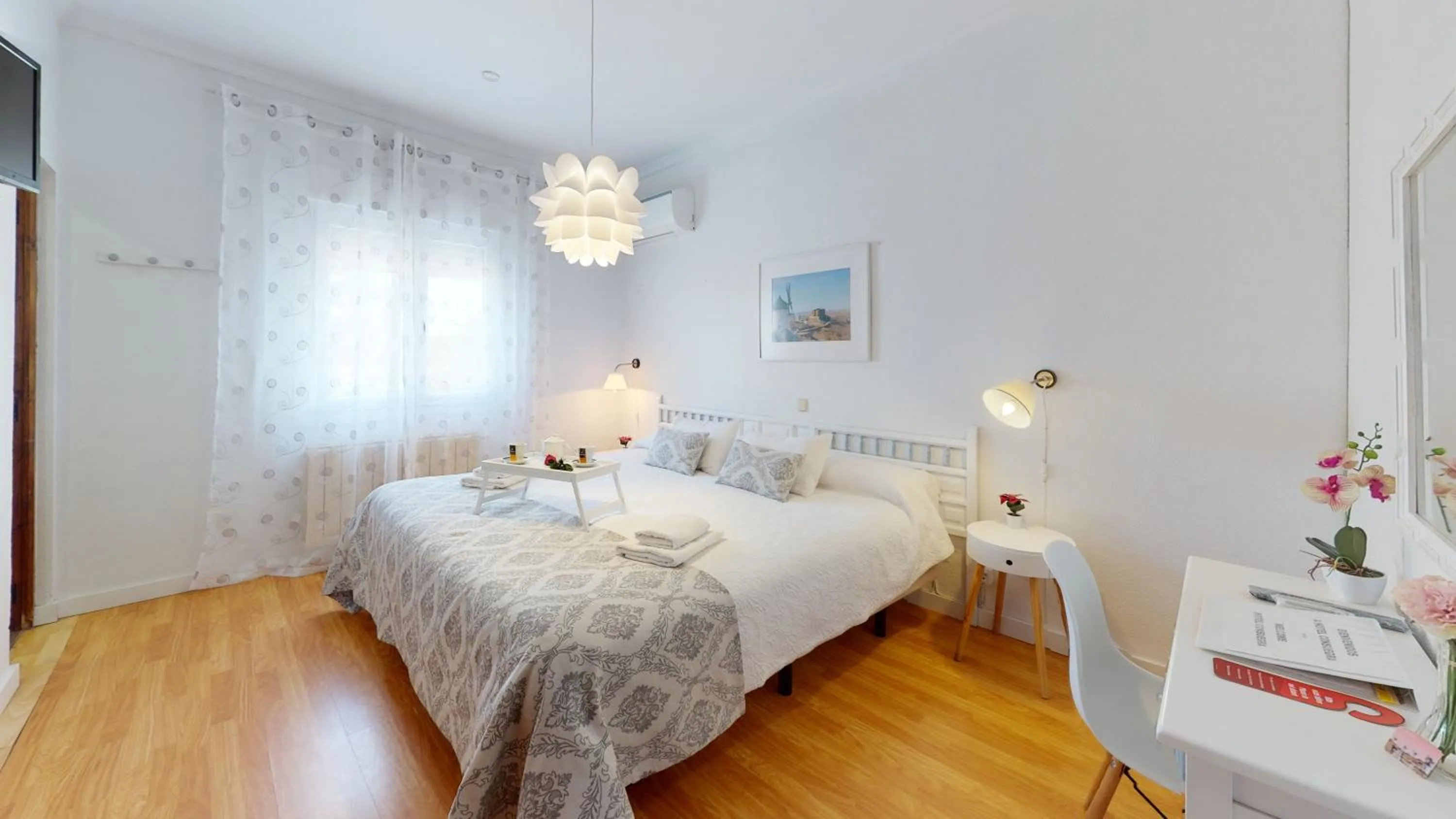 Other, Bed in Hotel Consuegra