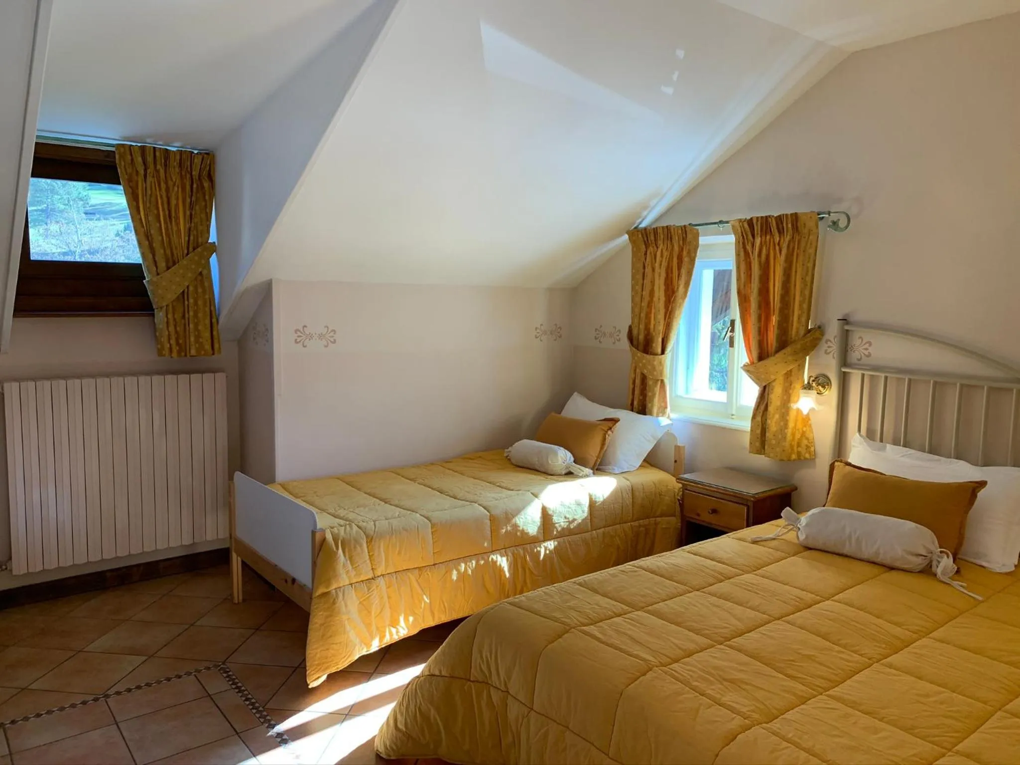 Bed in Hotel Serena Cortina