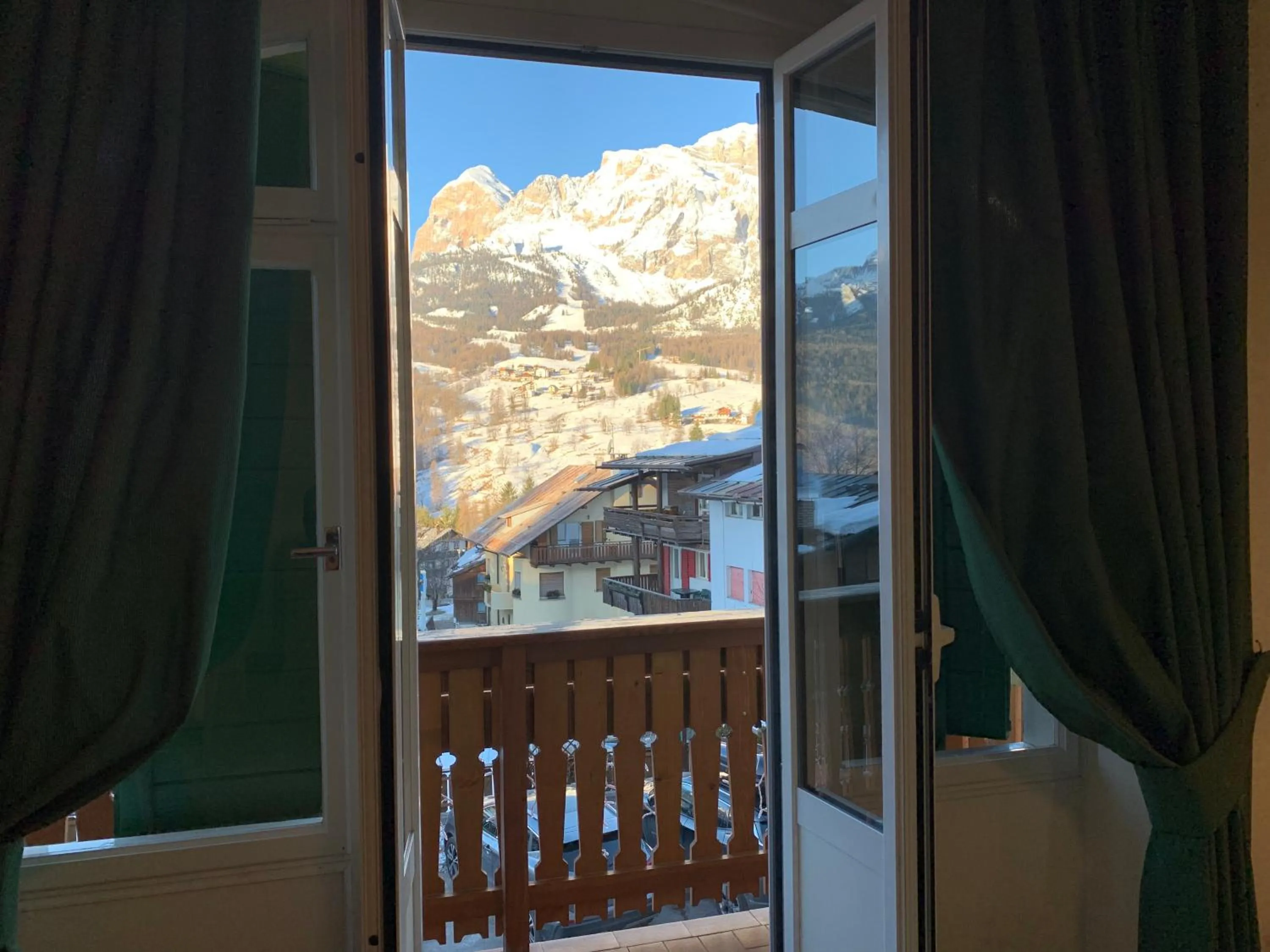 Balcony/Terrace in Hotel Serena Cortina